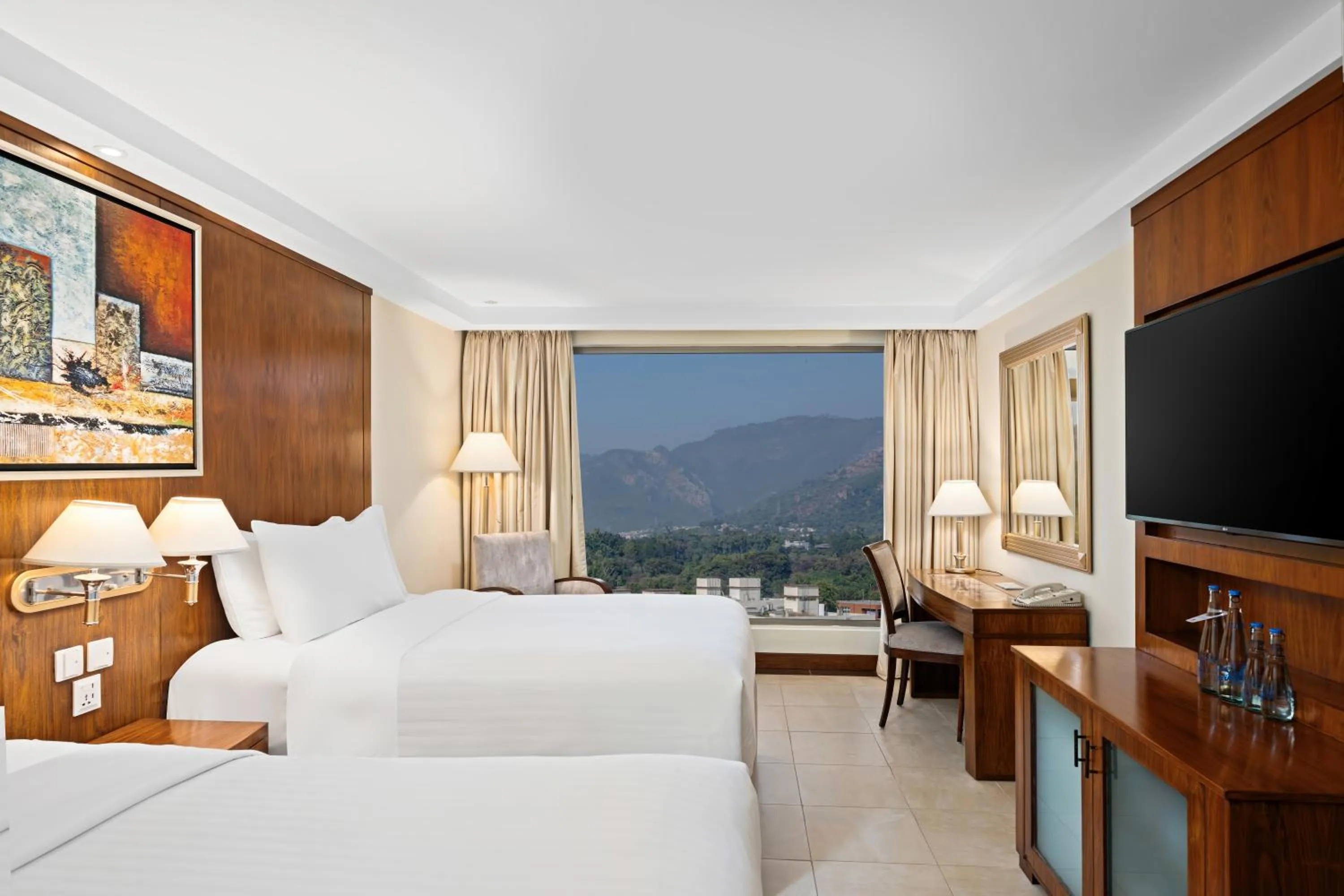 View (from property/room), Bed in Islamabad Marriott Hotel