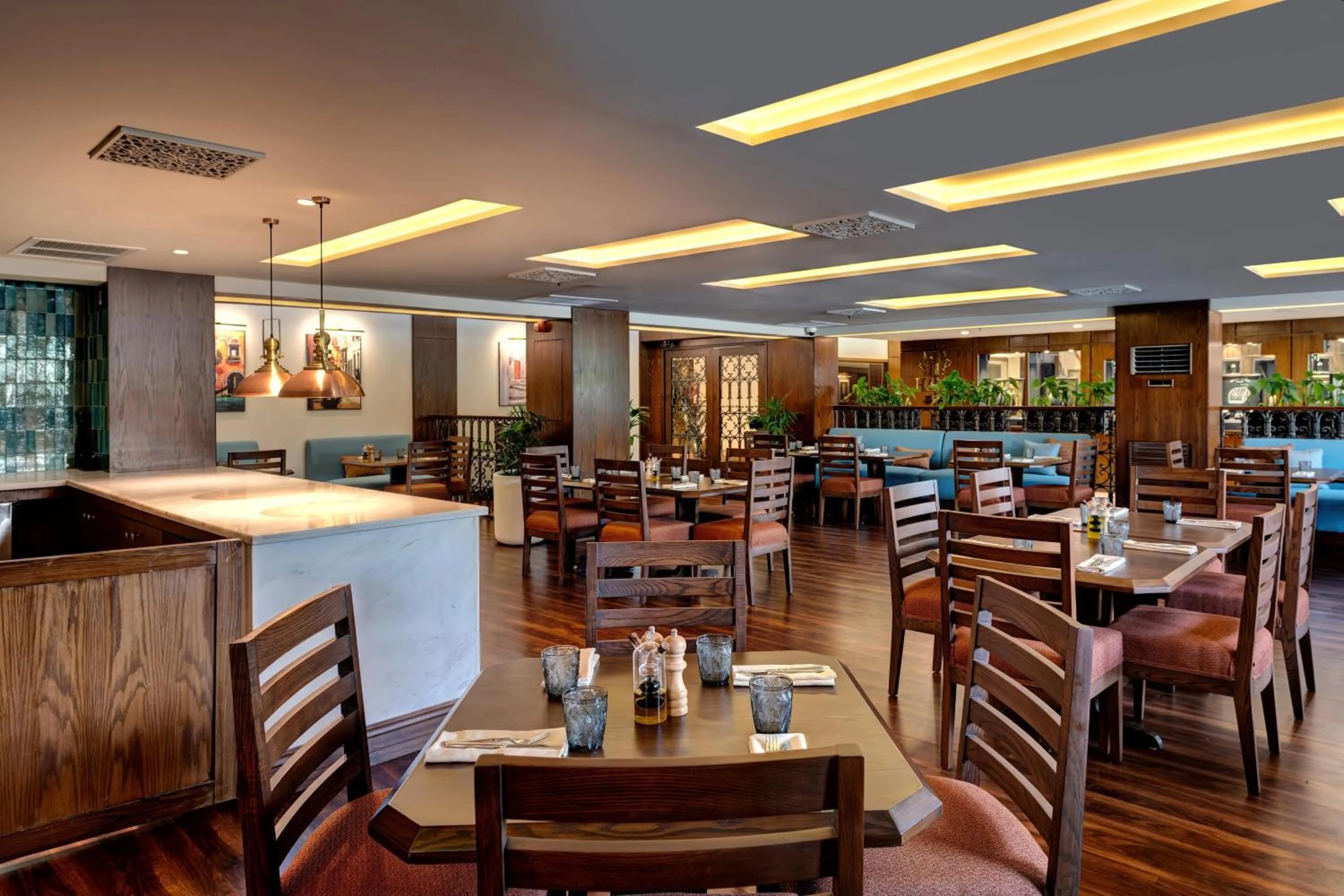 Restaurant/places to eat in Islamabad Marriott Hotel