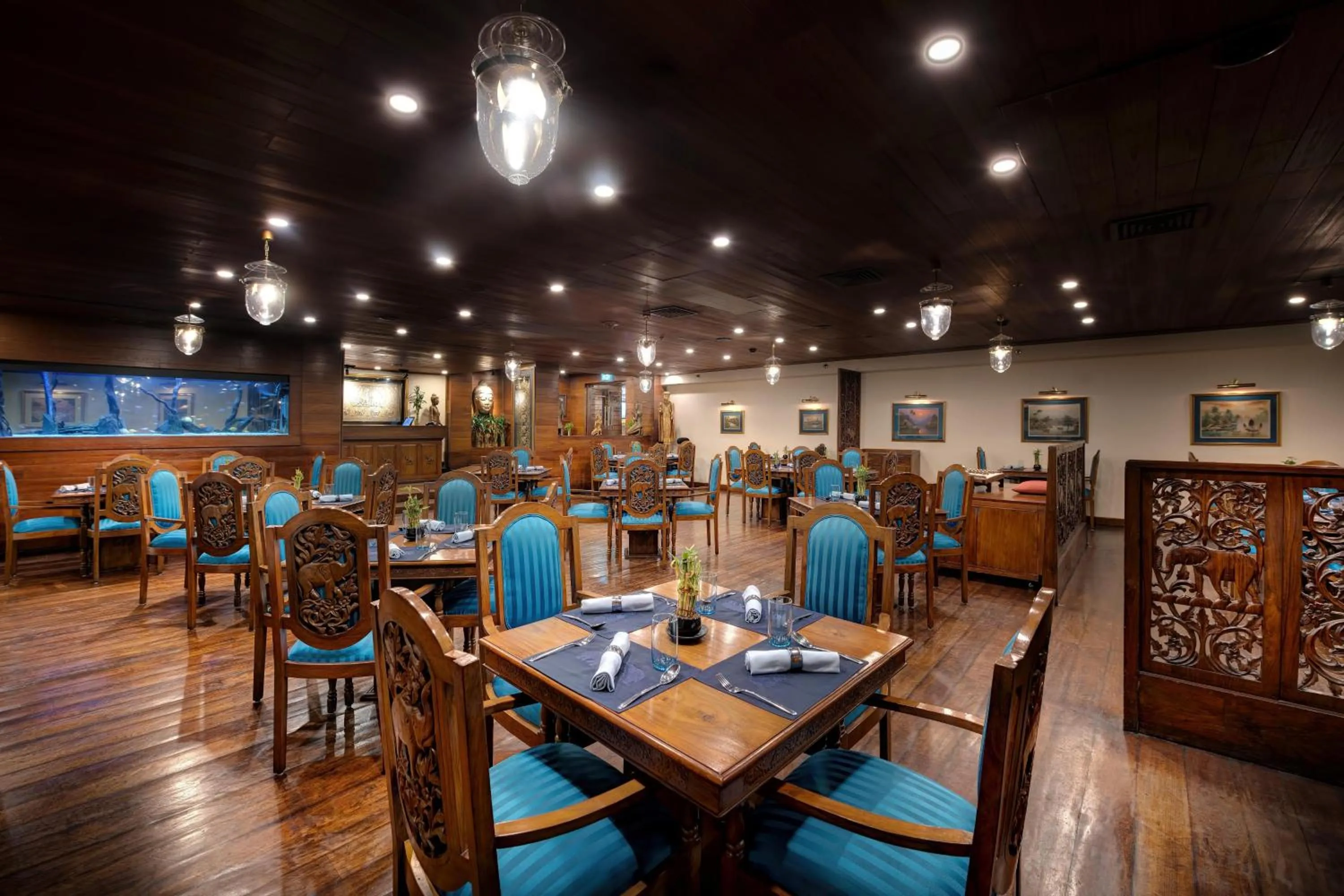 Restaurant/places to eat in Islamabad Marriott Hotel