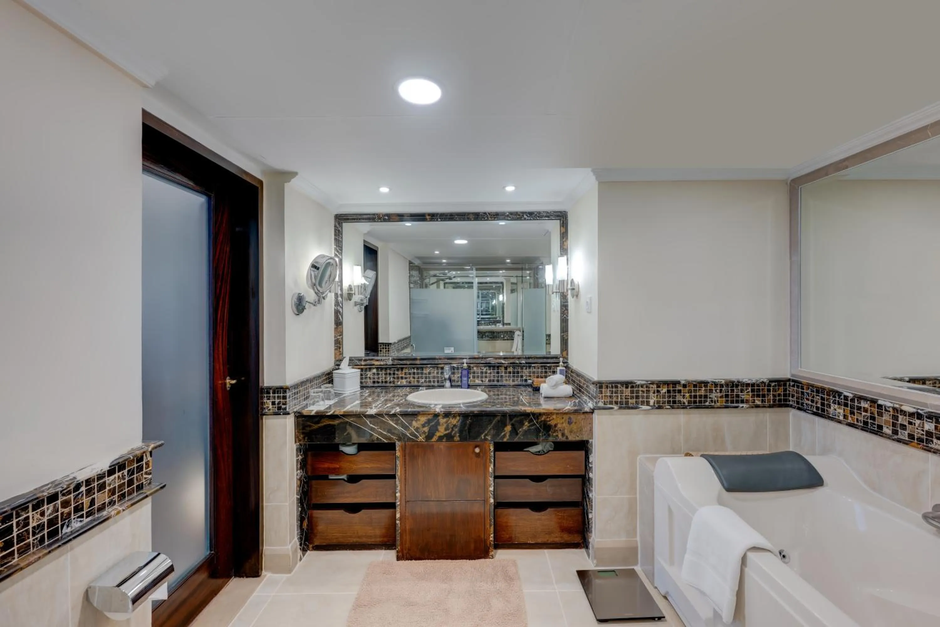 View (from property/room), Bed in Islamabad Marriott Hotel