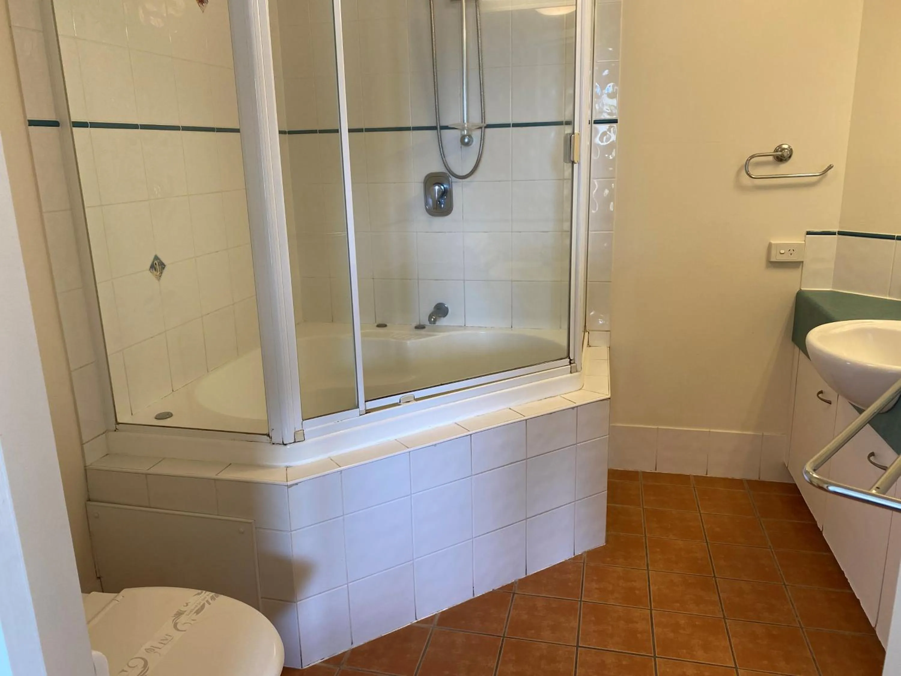 Bathroom in Endless Summer Resort