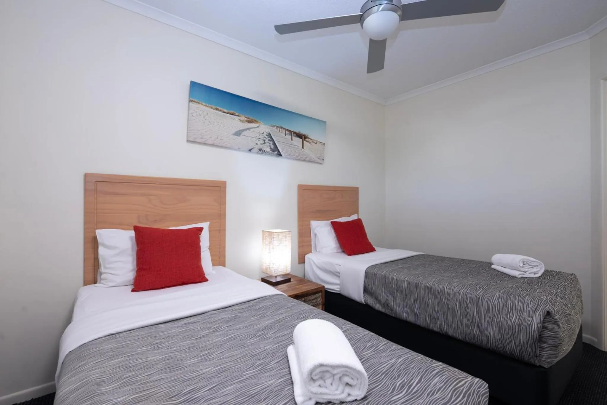 Bedroom, Bed in Endless Summer Resort