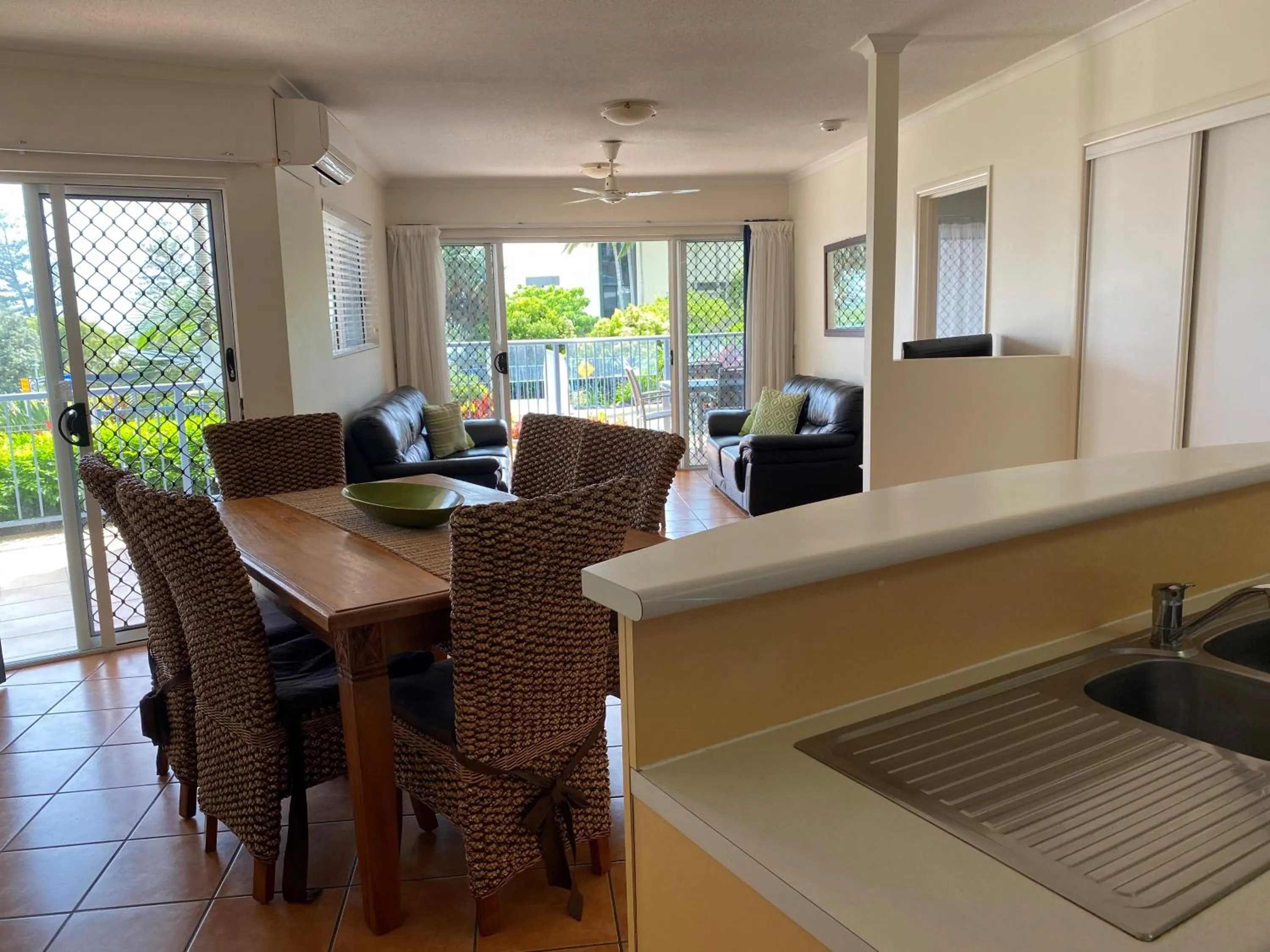 Dining area in Endless Summer Resort