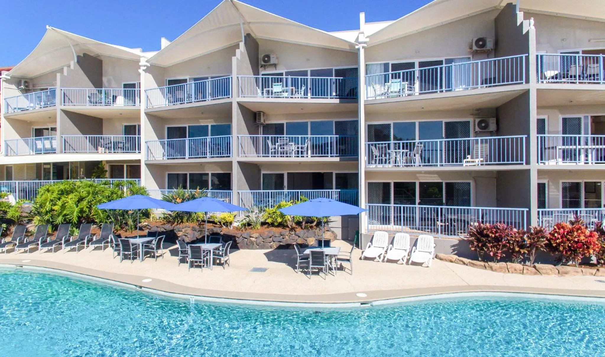 Property building in Endless Summer Resort