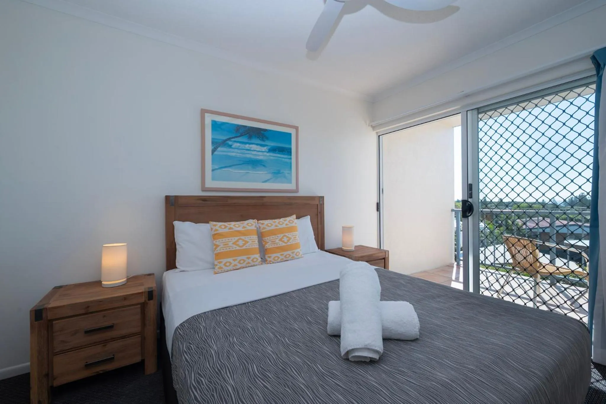 Balcony/Terrace, Bed in Endless Summer Resort