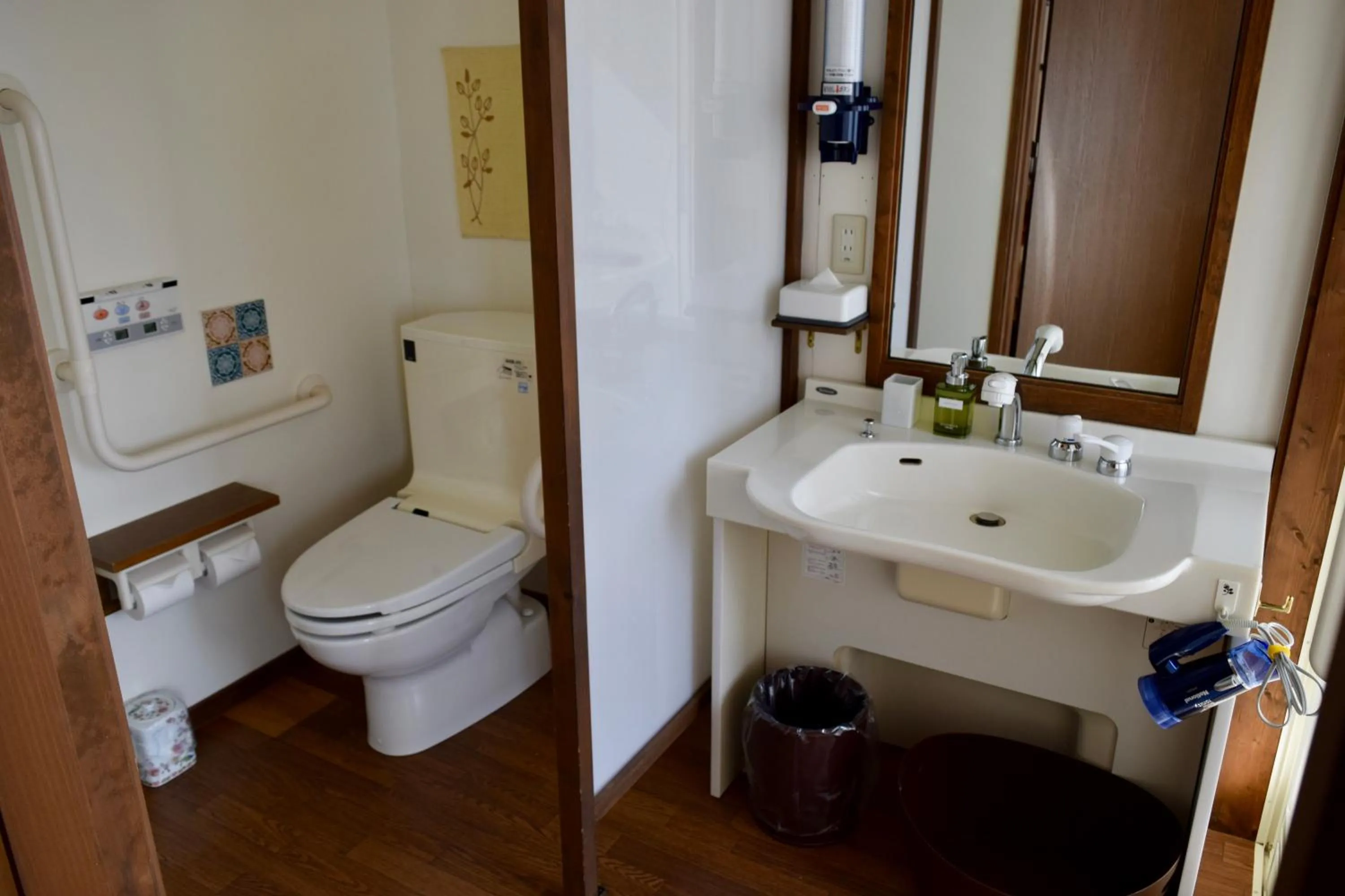 Toilet in Phytoncide Morinokaori
