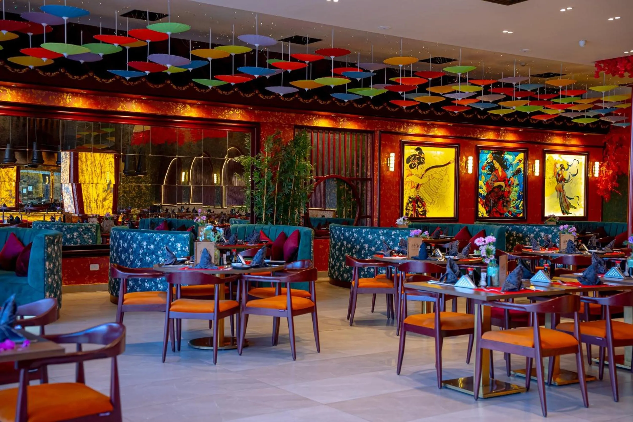 Restaurant/places to eat in Ali Baba Palace Resort