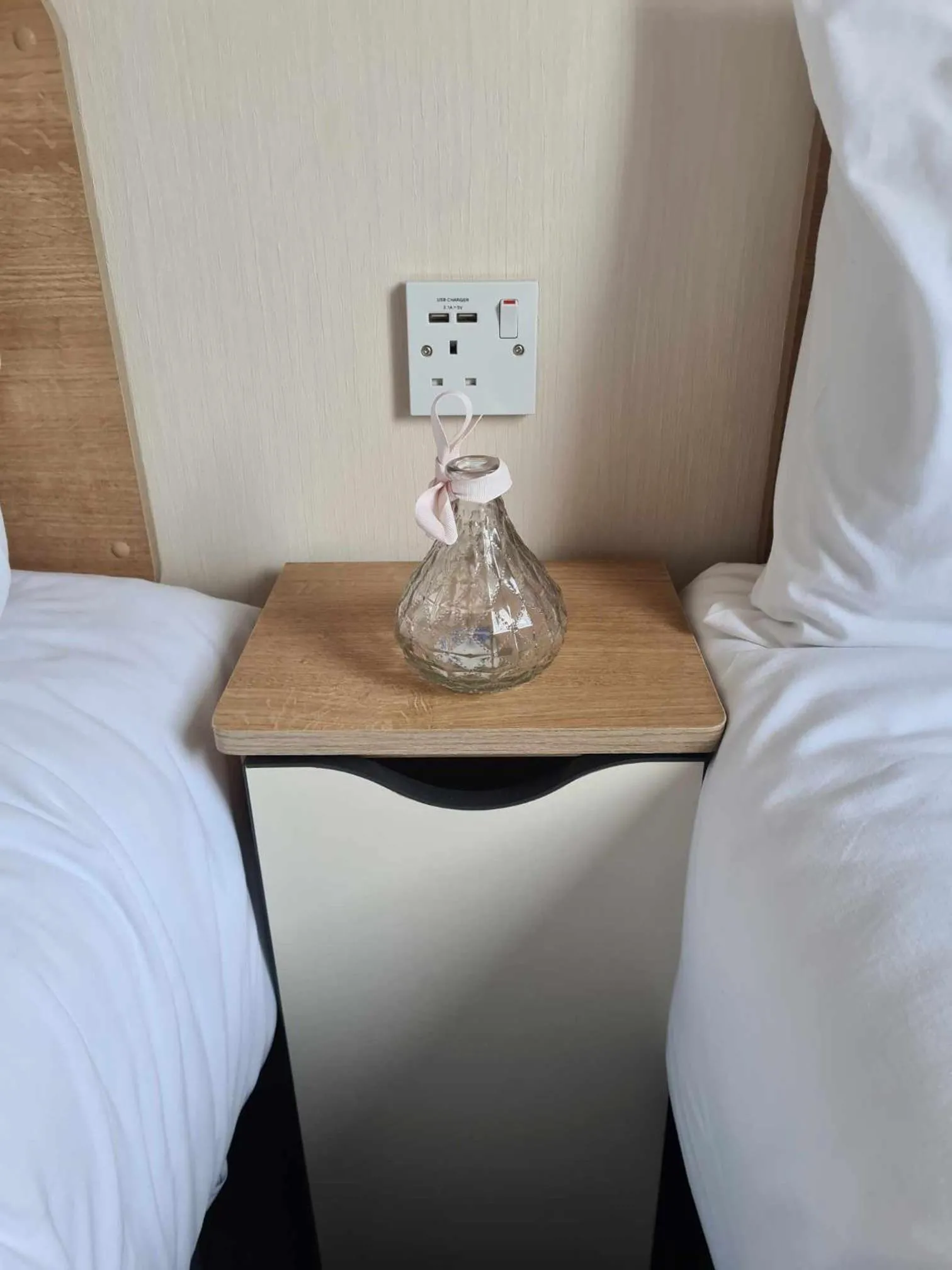 Property building, Bed in Happy Days Caravan 90 Primrose Field Primrose Valley