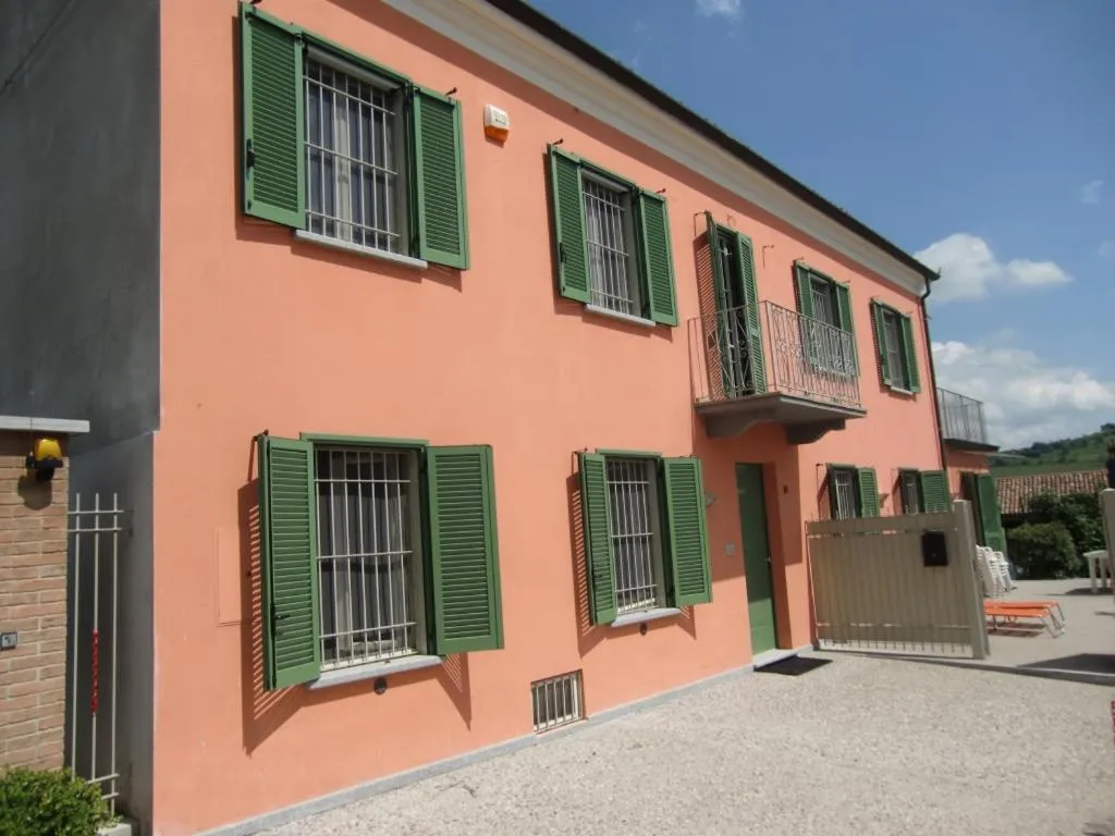 Facade/entrance in B&B LA VIGNA DI TINA