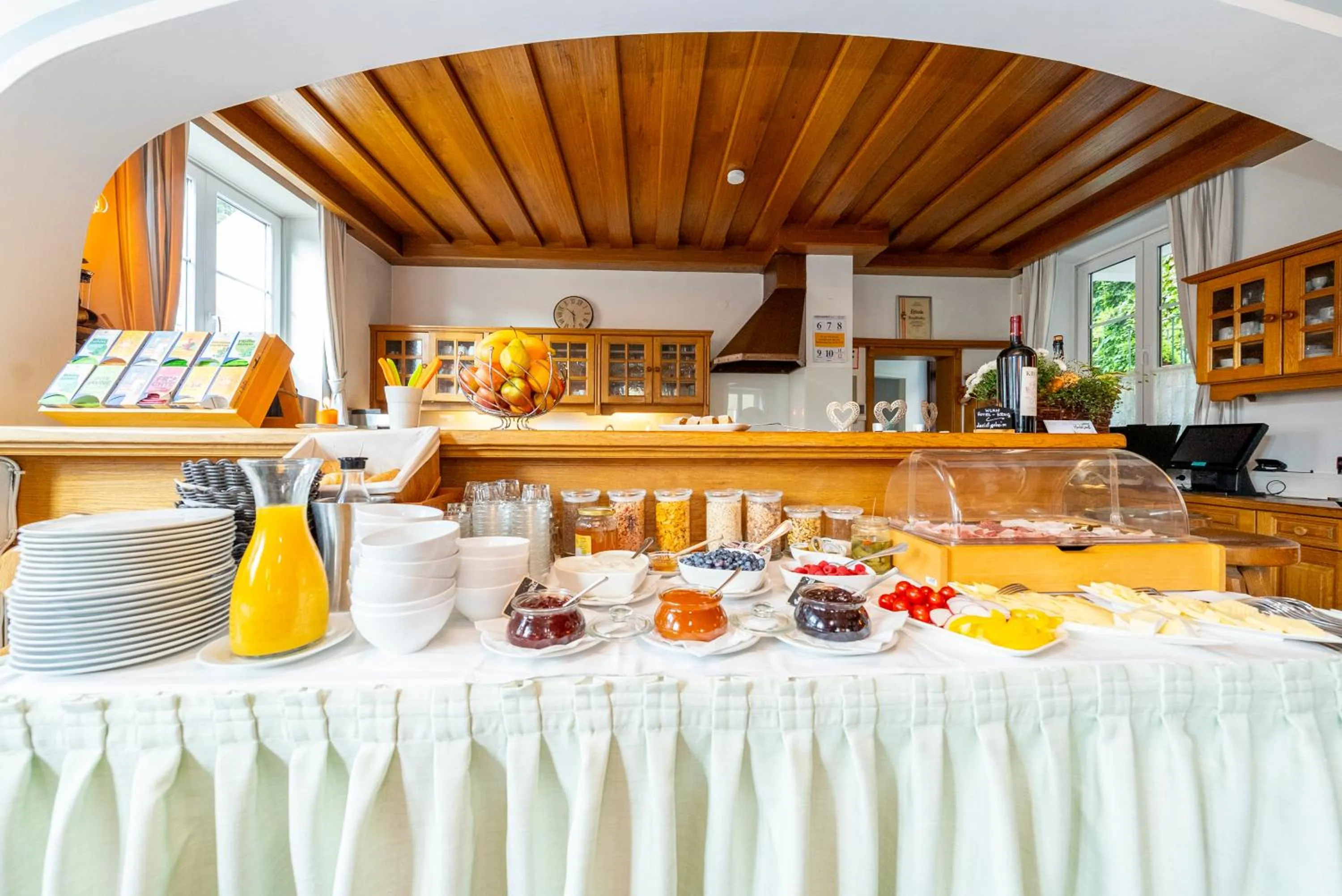 Food and drinks in Hotel Krug