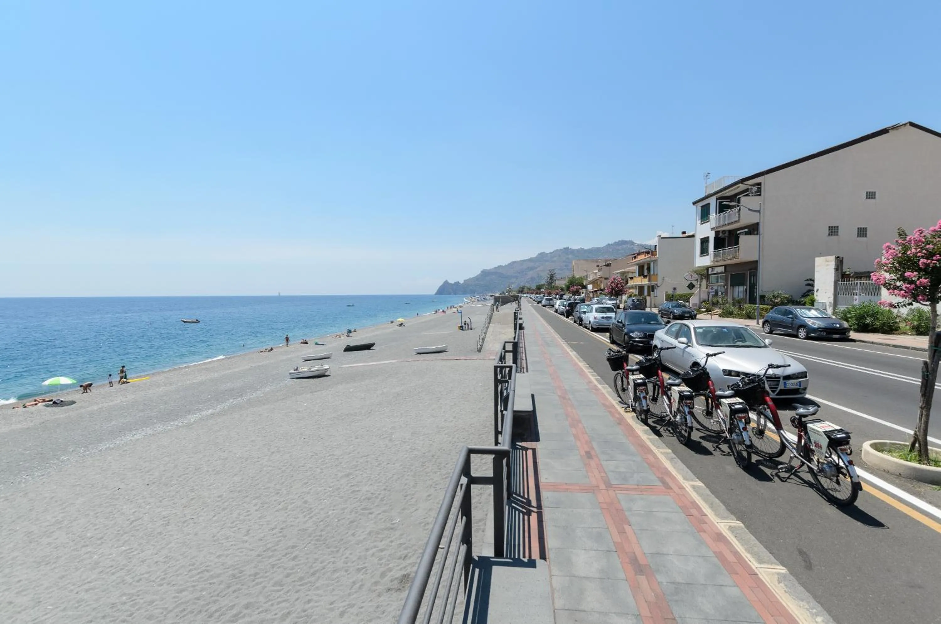 Beach in Marina D'Agrò Residence