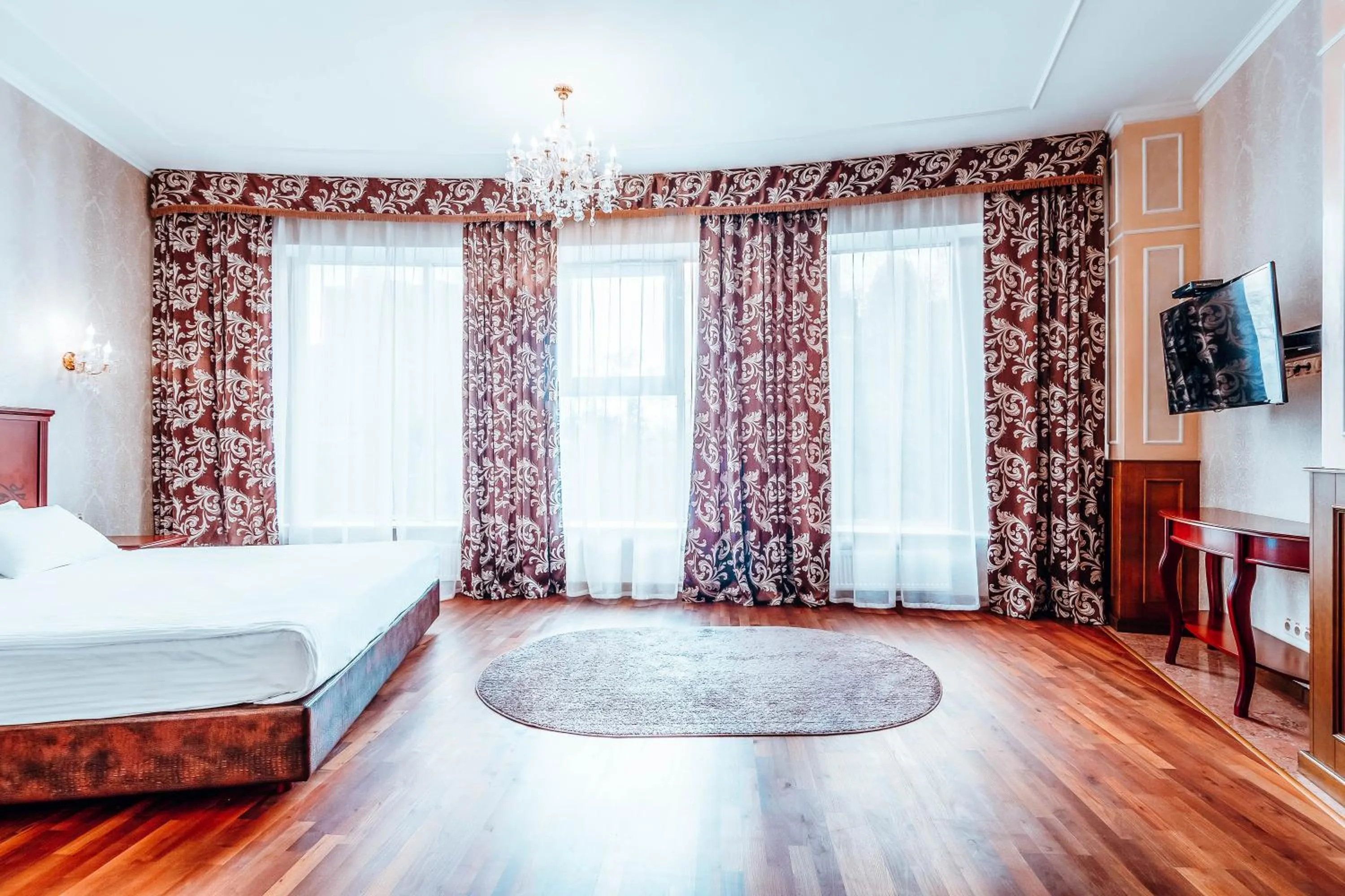 Bed in Black Sea Hotel Kyiv