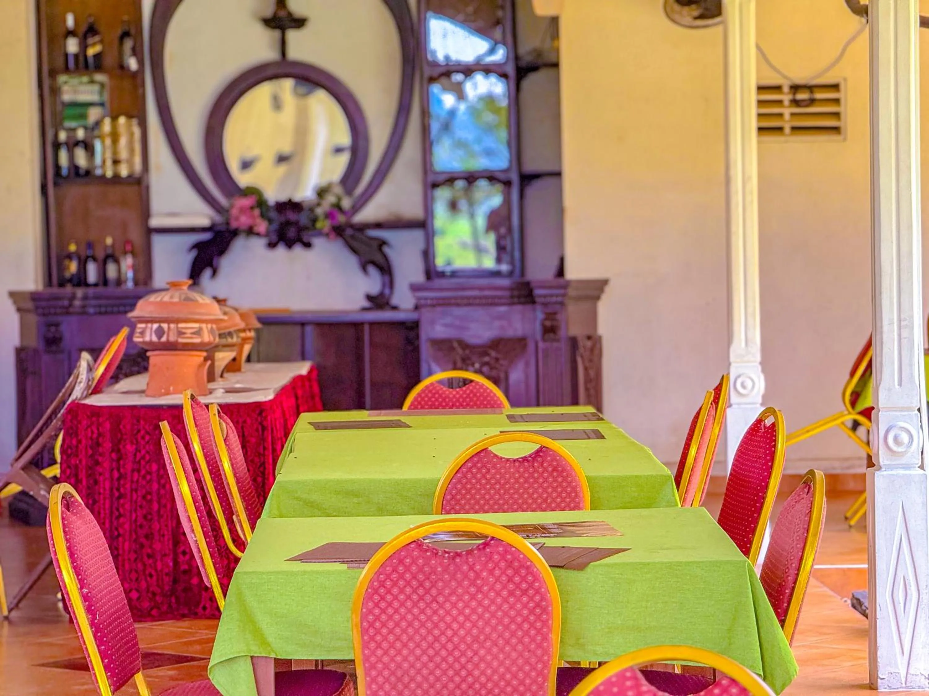 Restaurant/places to eat in Airport Green View Hotel Katunayake