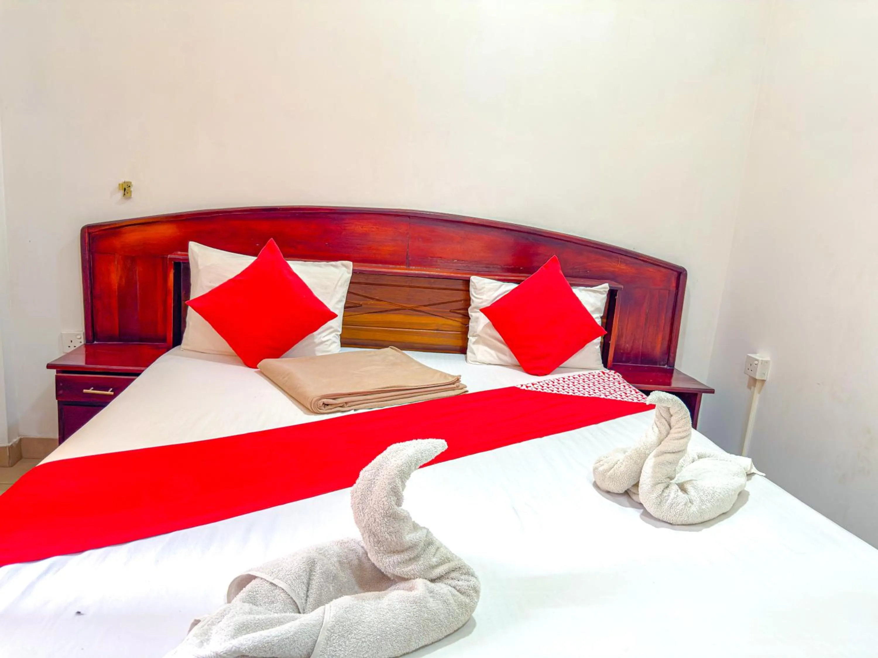 Bedroom, Bed in Airport Green View Hotel Katunayake