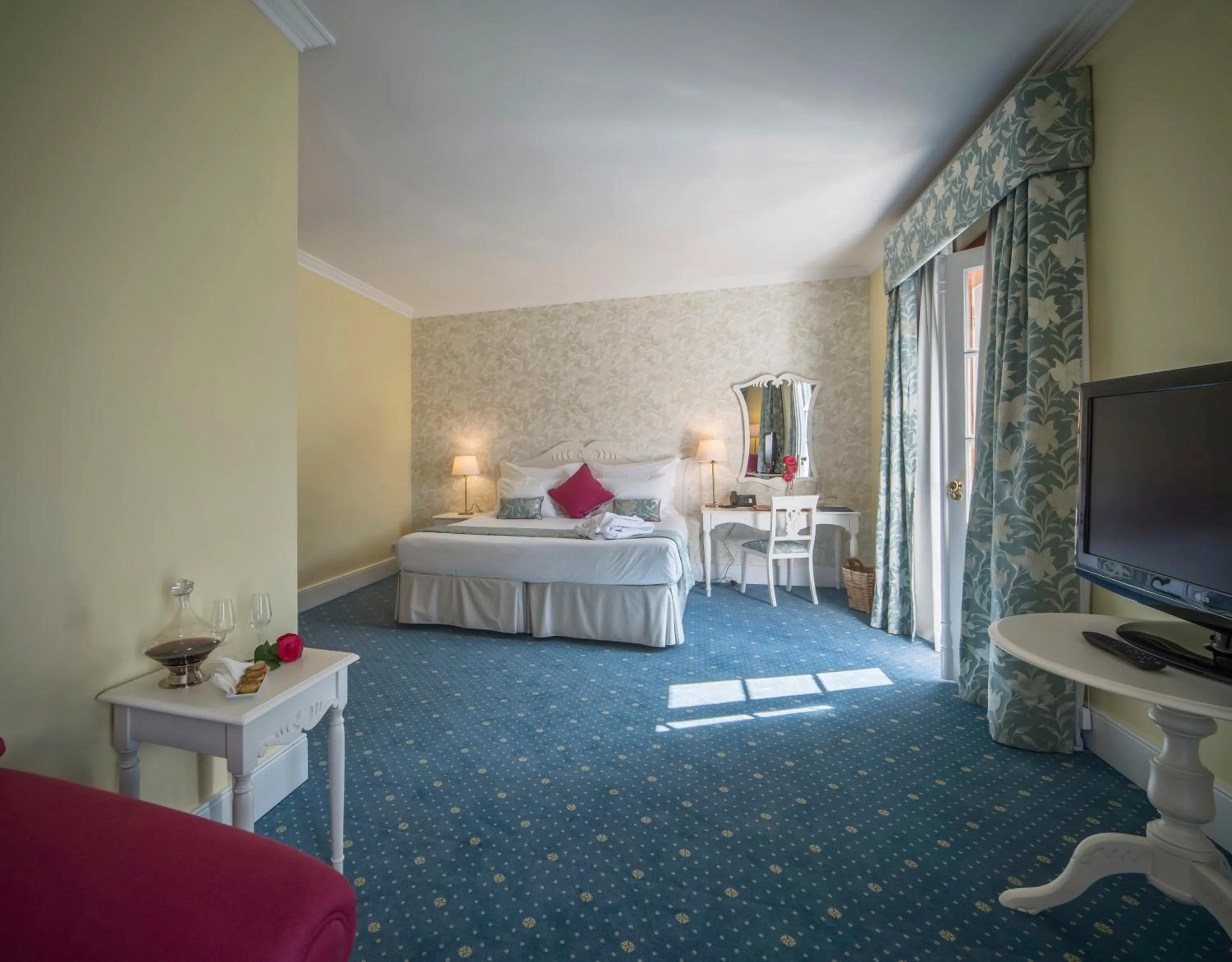 TV and multimedia, Bed in The Vintage House - Douro