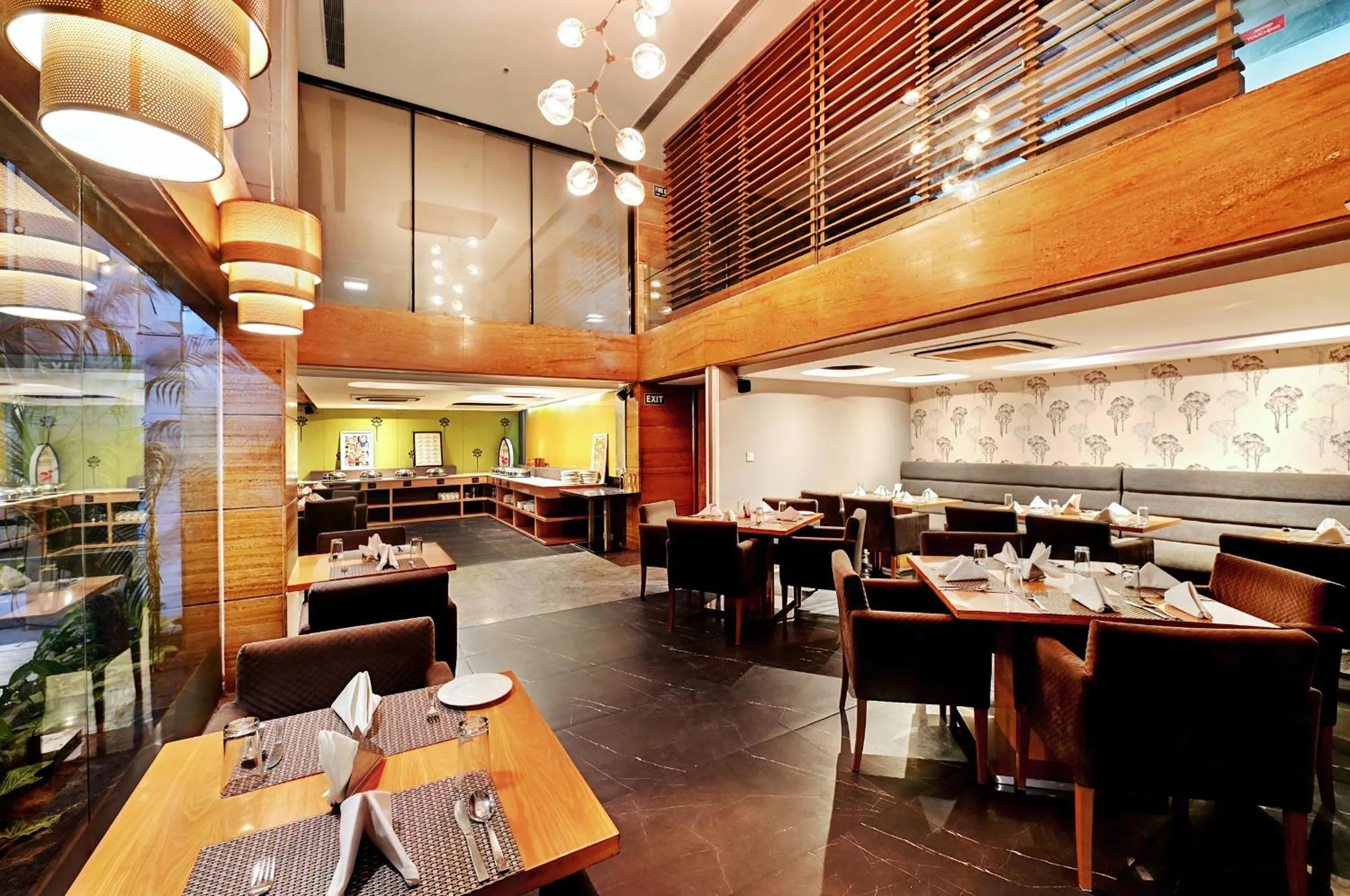 Restaurant/places to eat in Quality Inn Gurgaon