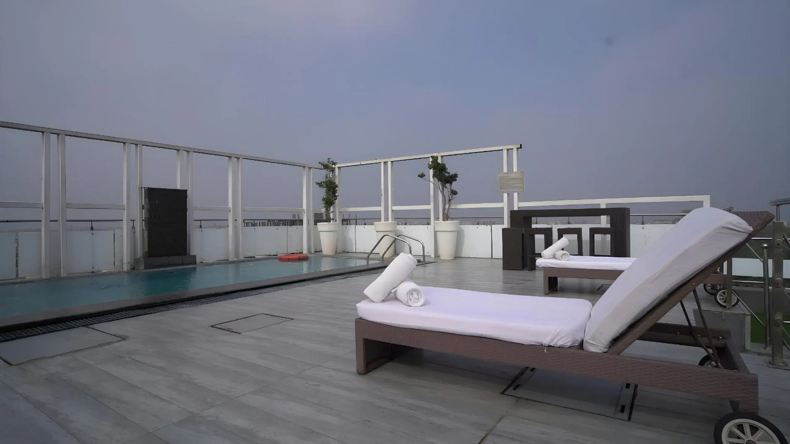 Swimming pool in Quality Inn Gurgaon Swimming pool in Quality Inn Gurgaon