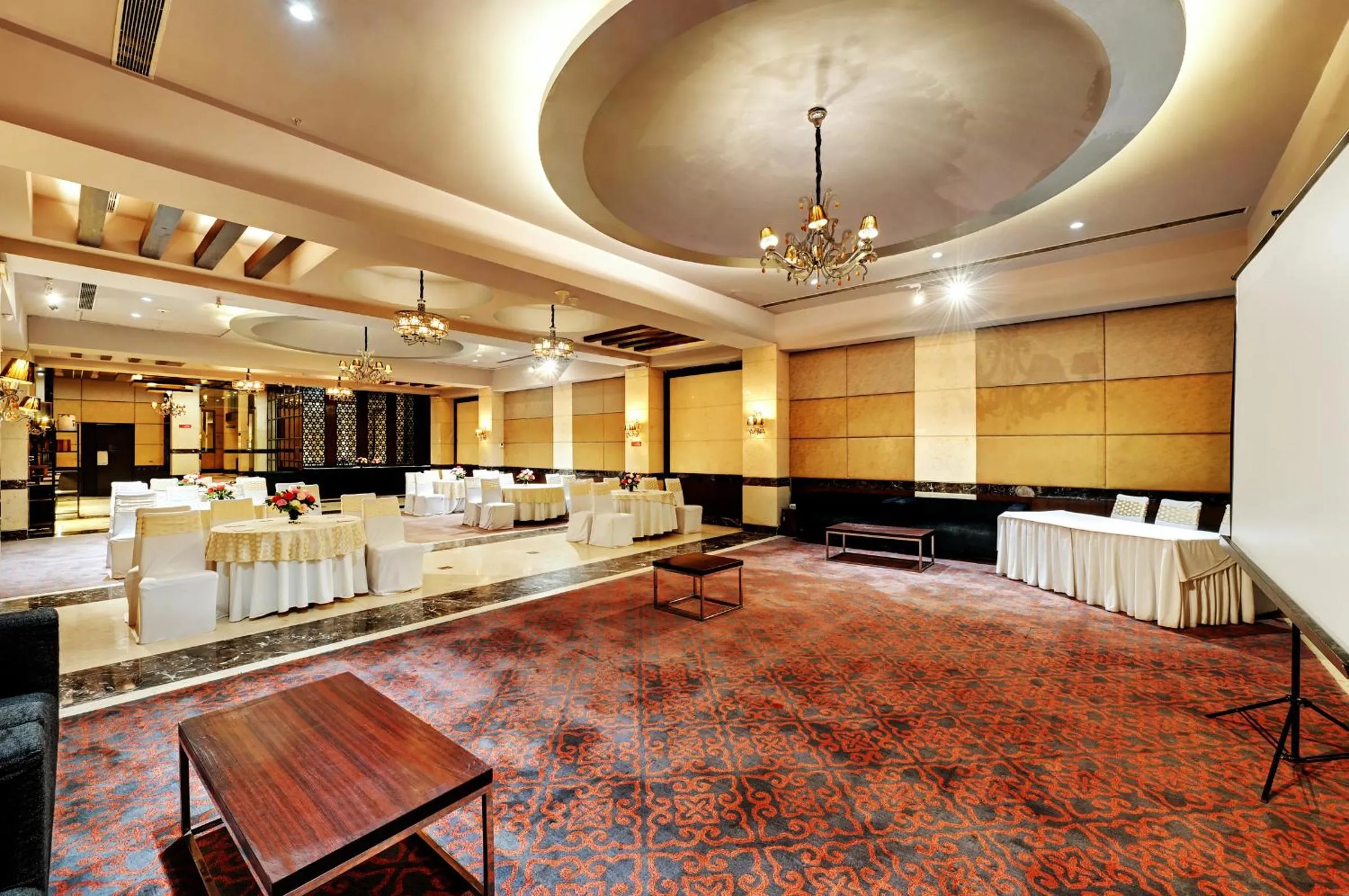 Banquet/Function facilities in Quality Inn Gurgaon