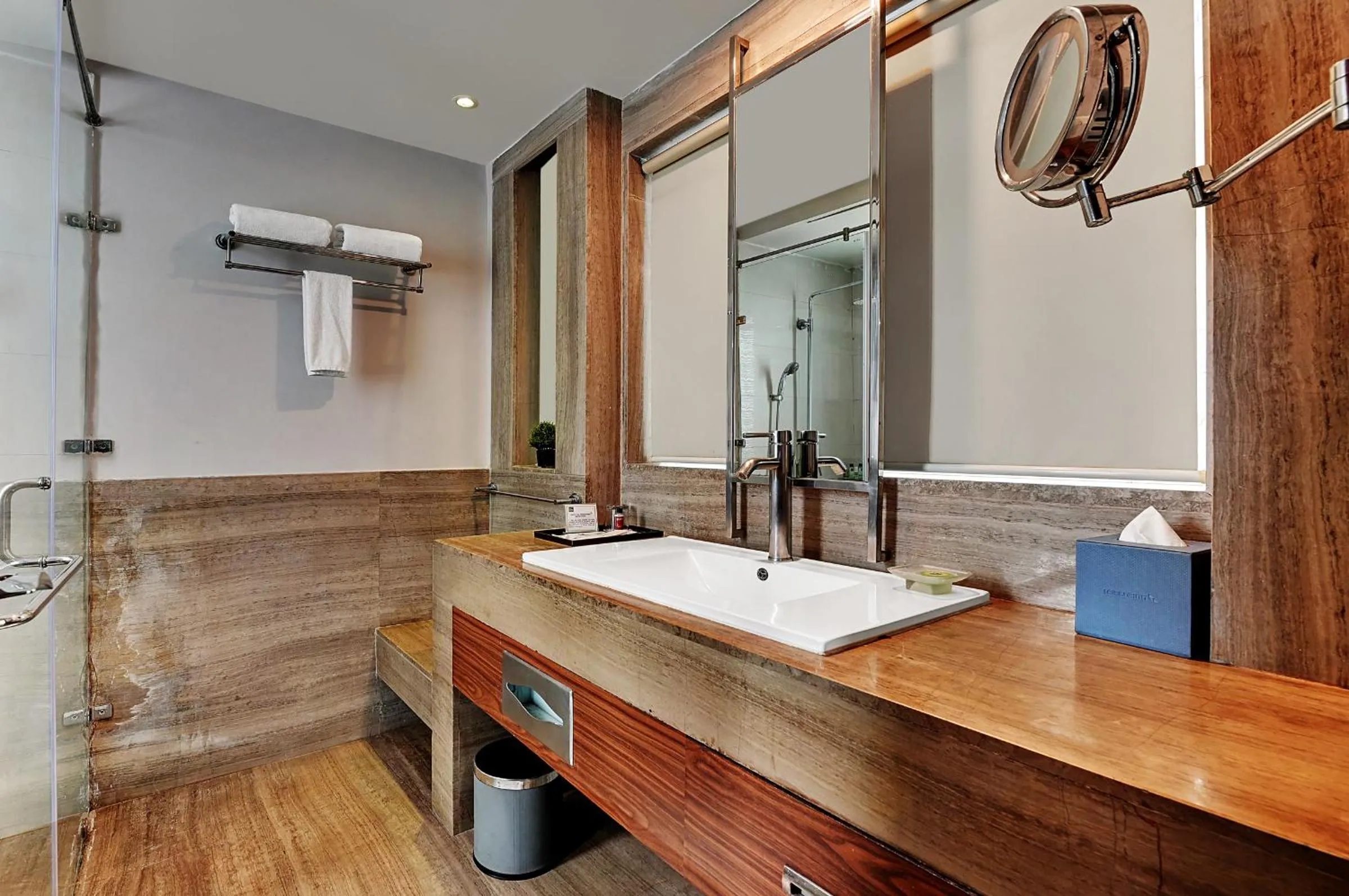 Bathroom in Quality Inn Gurgaon