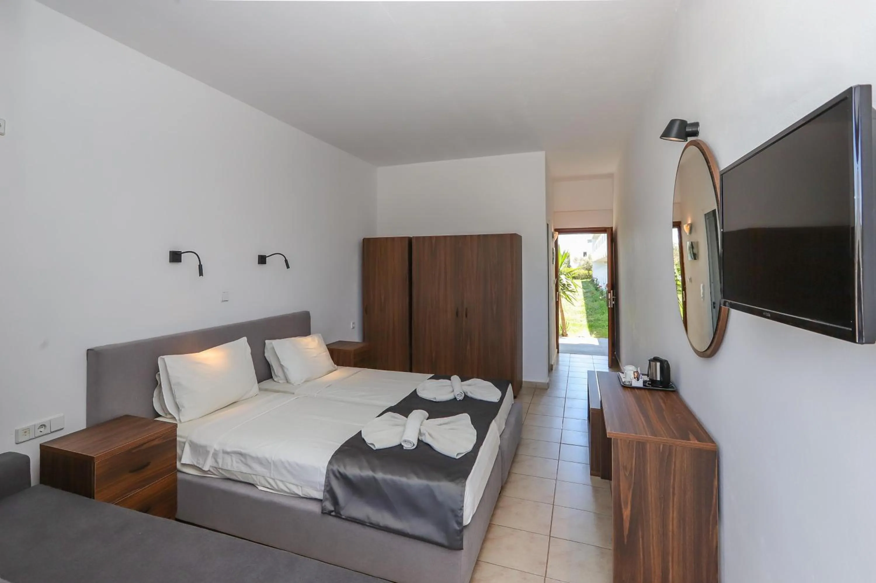 Photo of the whole room in BELVITA Hotel