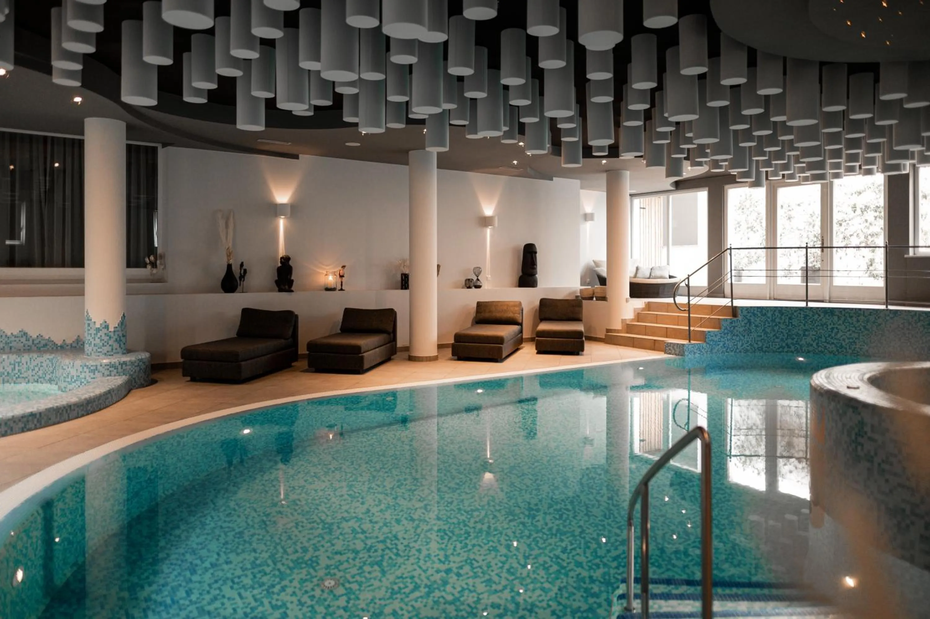 Swimming pool in Hotel Traminerhof