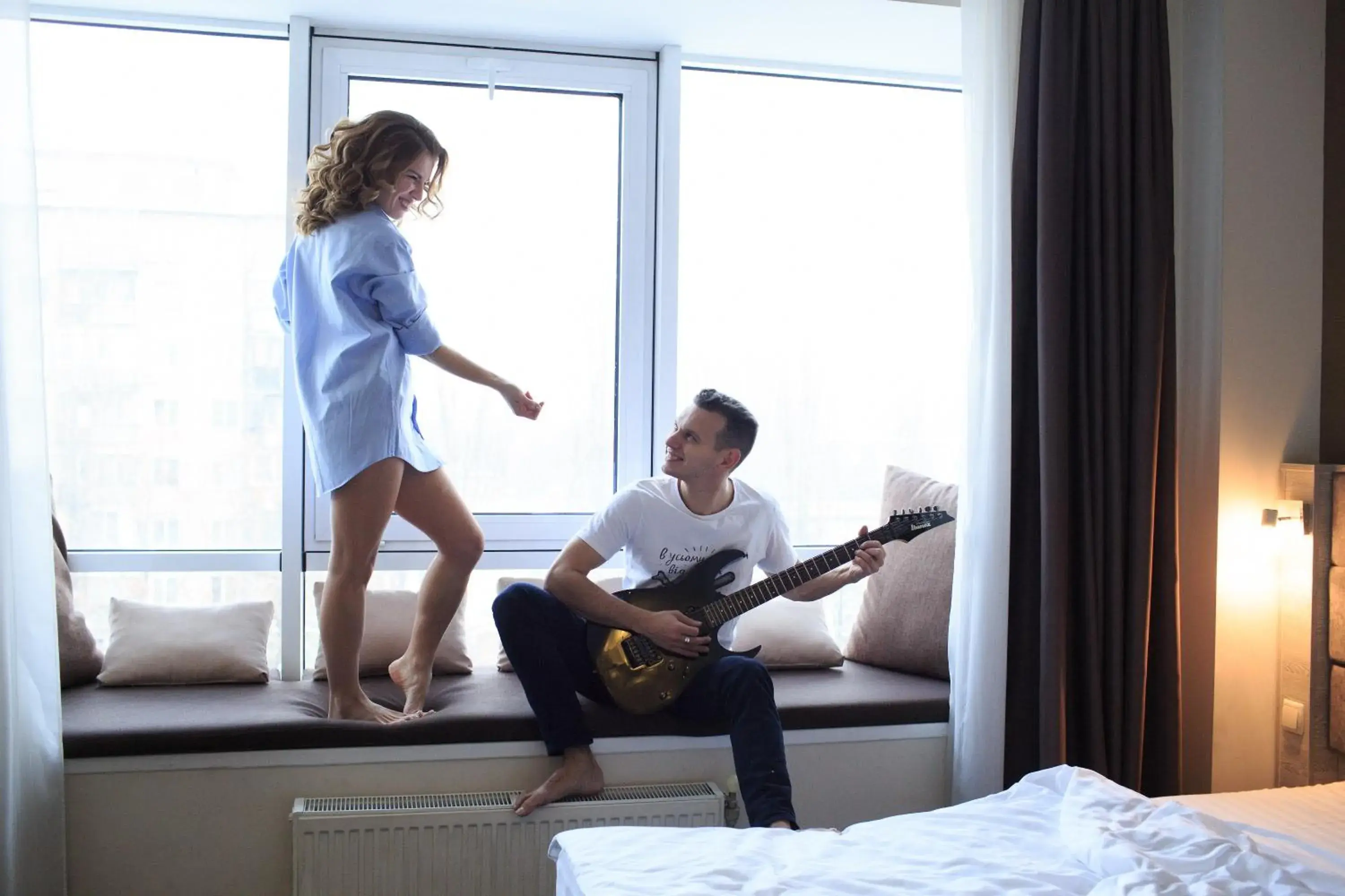 Decorative detail, Bed in Ambassador Plaza Decorative detail, Bed in Ambassador Plaza