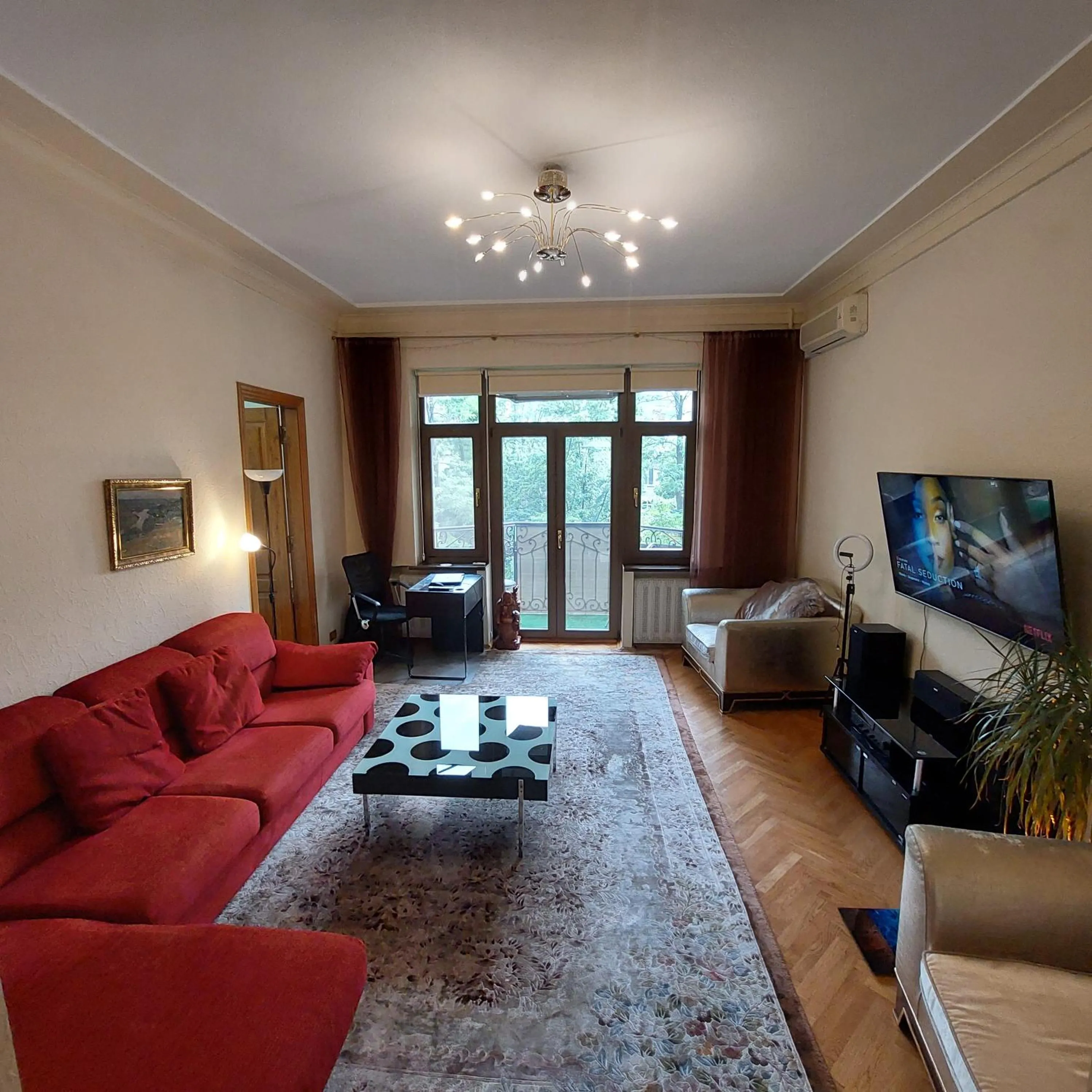 Luxury Apartments Darvina Street