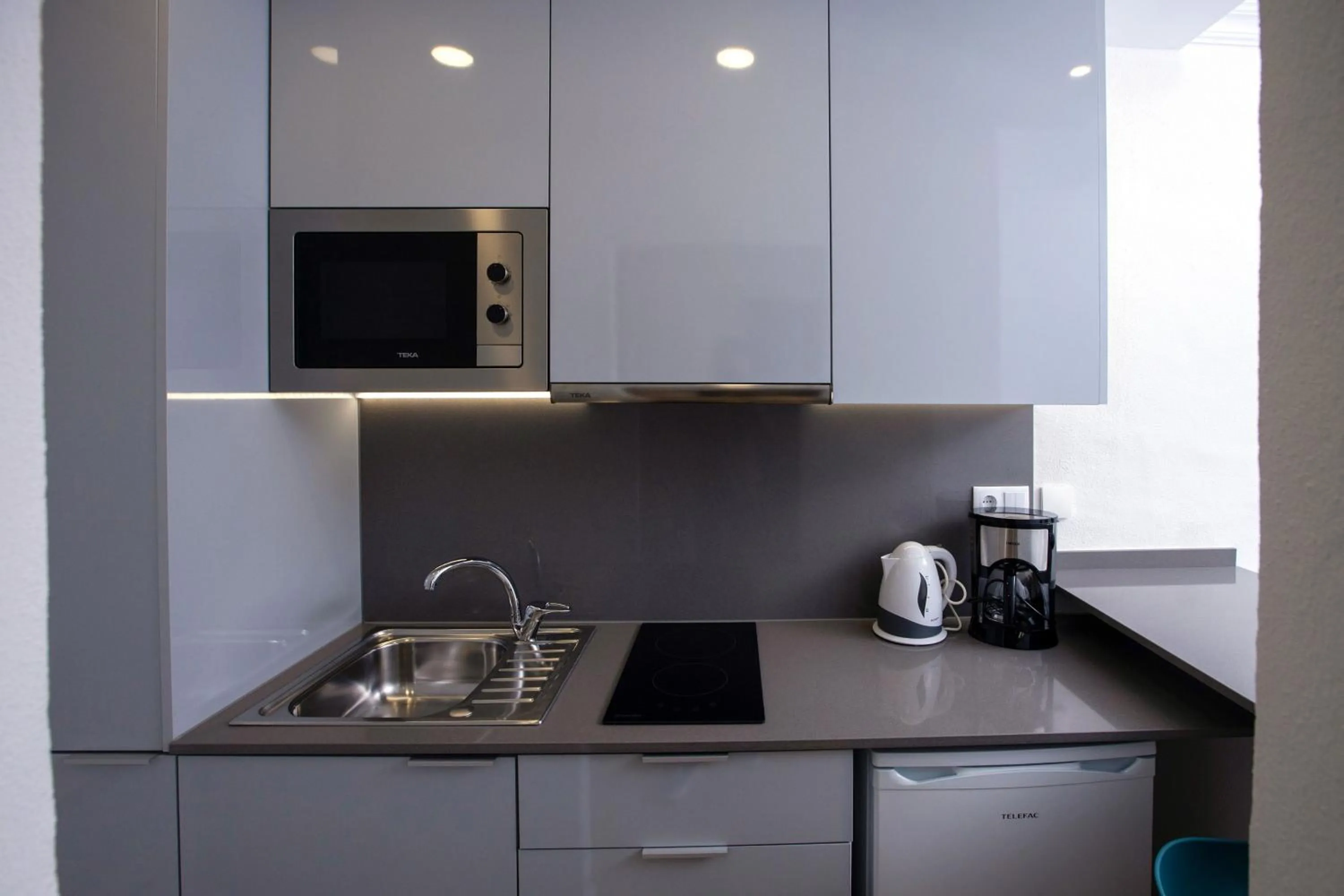Kitchen or kitchenette in Hotel Apartamento Foz Atlantida