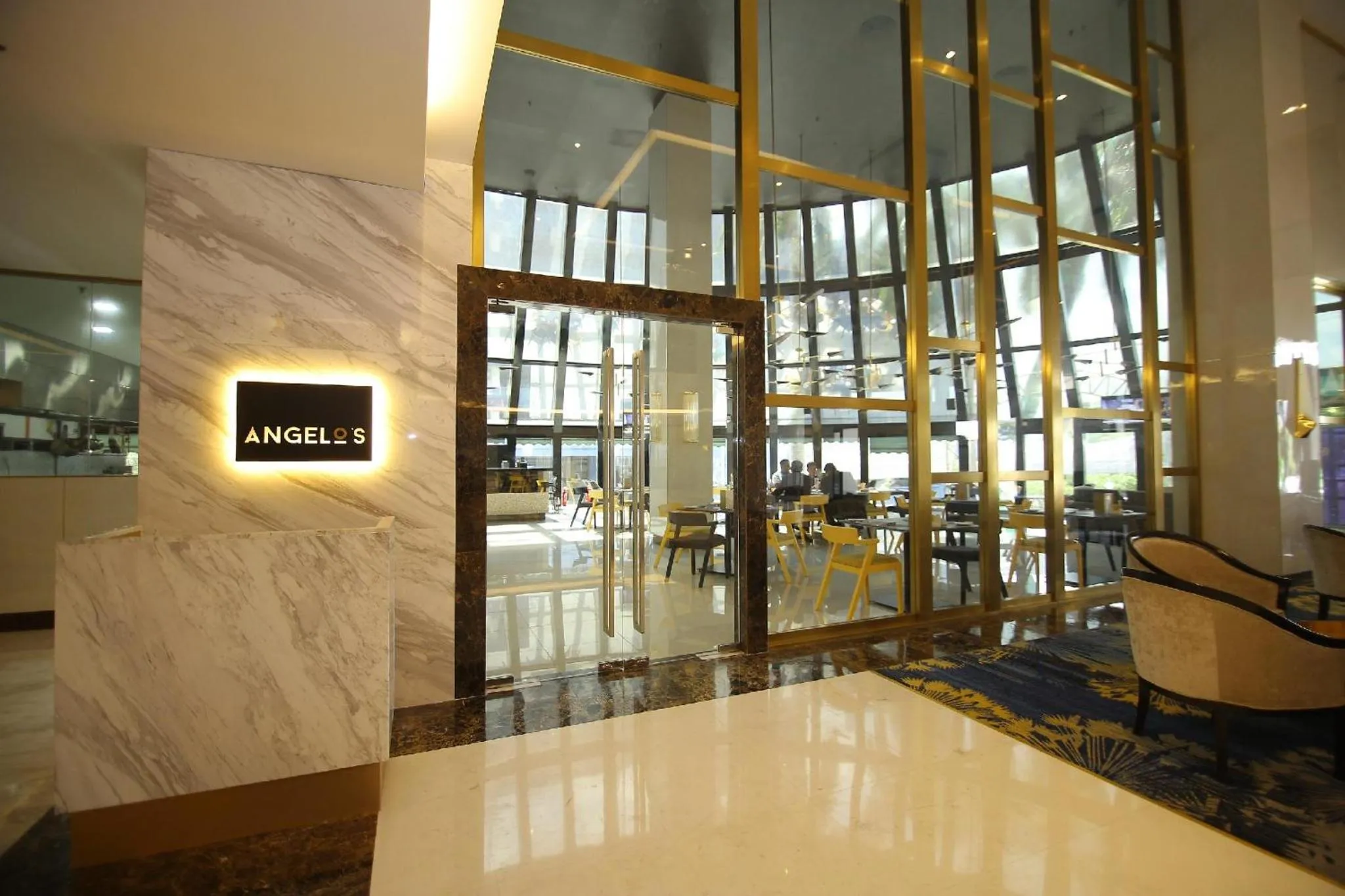 Restaurant/places to eat in Grand Darul Makmur Hotel Kuantan