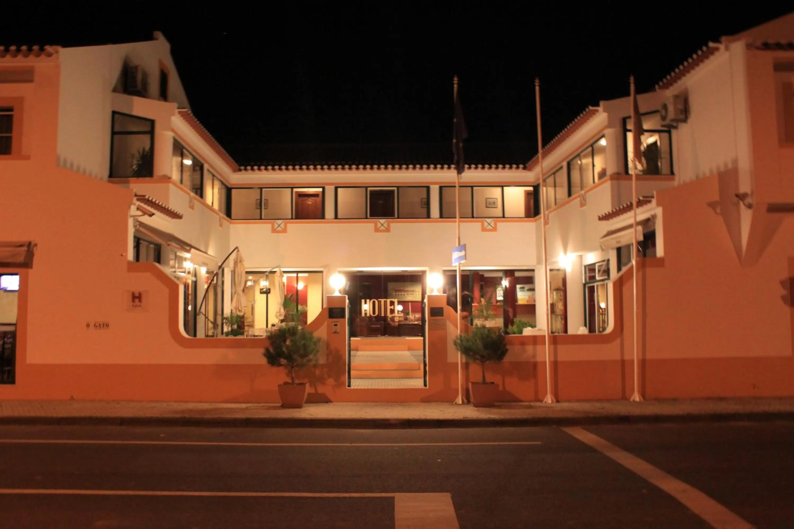 Facade/entrance in Hotel O Gato - Edificio Standard