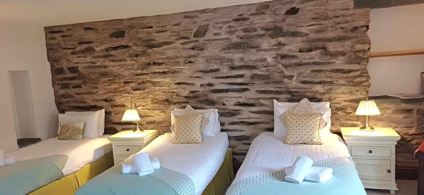 Classic Triple Room in The Black Bull Inn and Hotel Classic Triple Room in The Black Bull Inn and Hotel