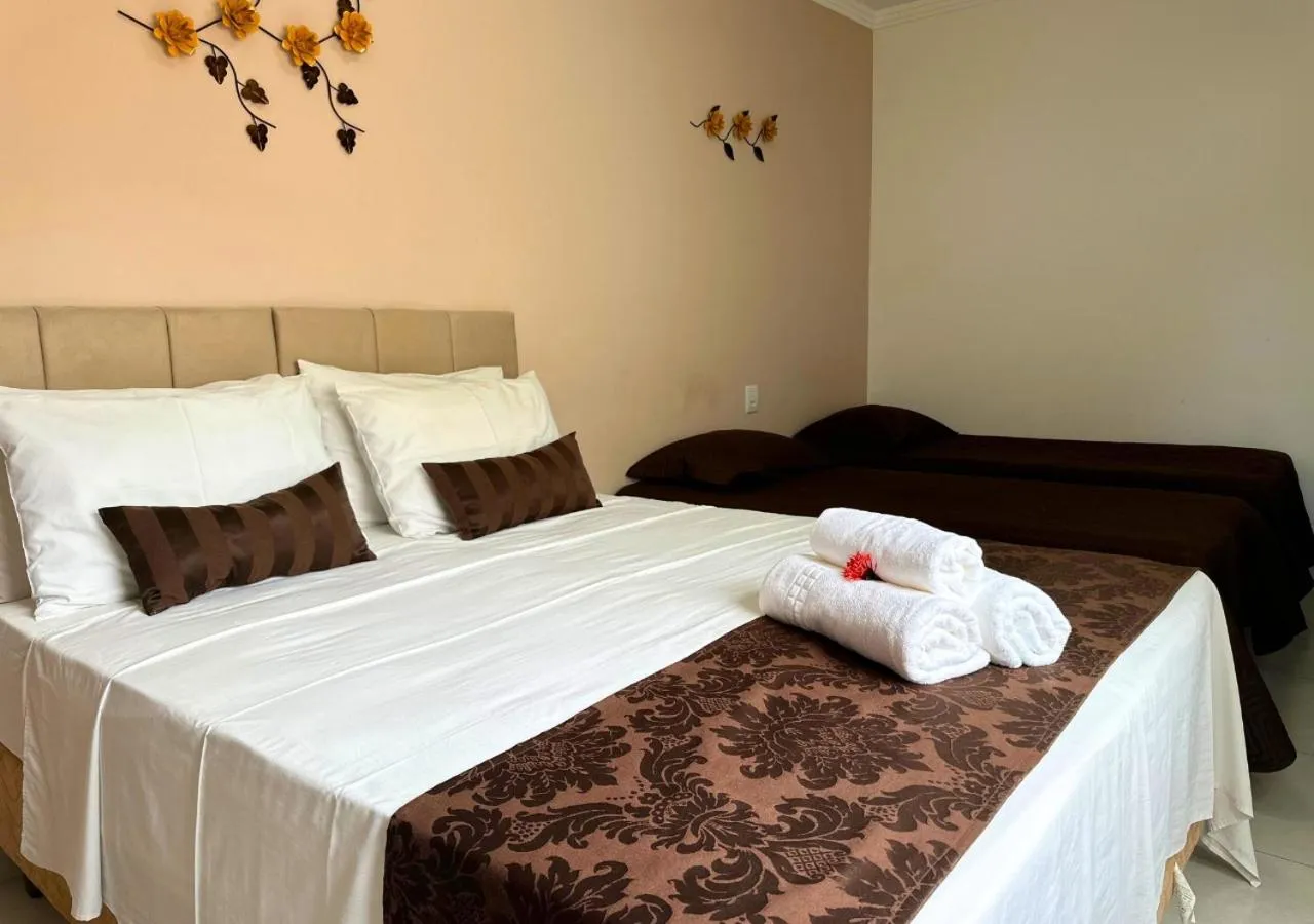 Bed in Shalom Pousada Capitólio