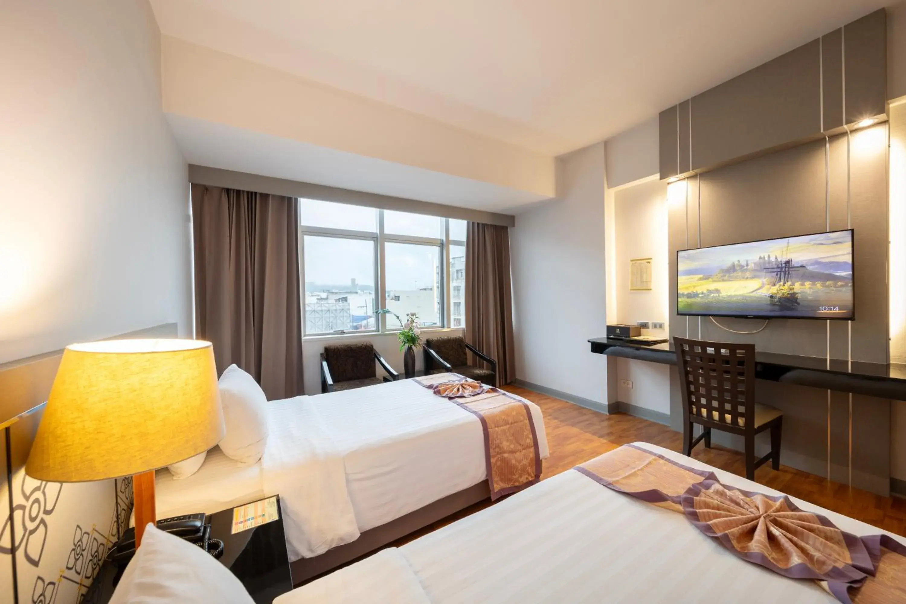 New Season Hotel New Season Hotel