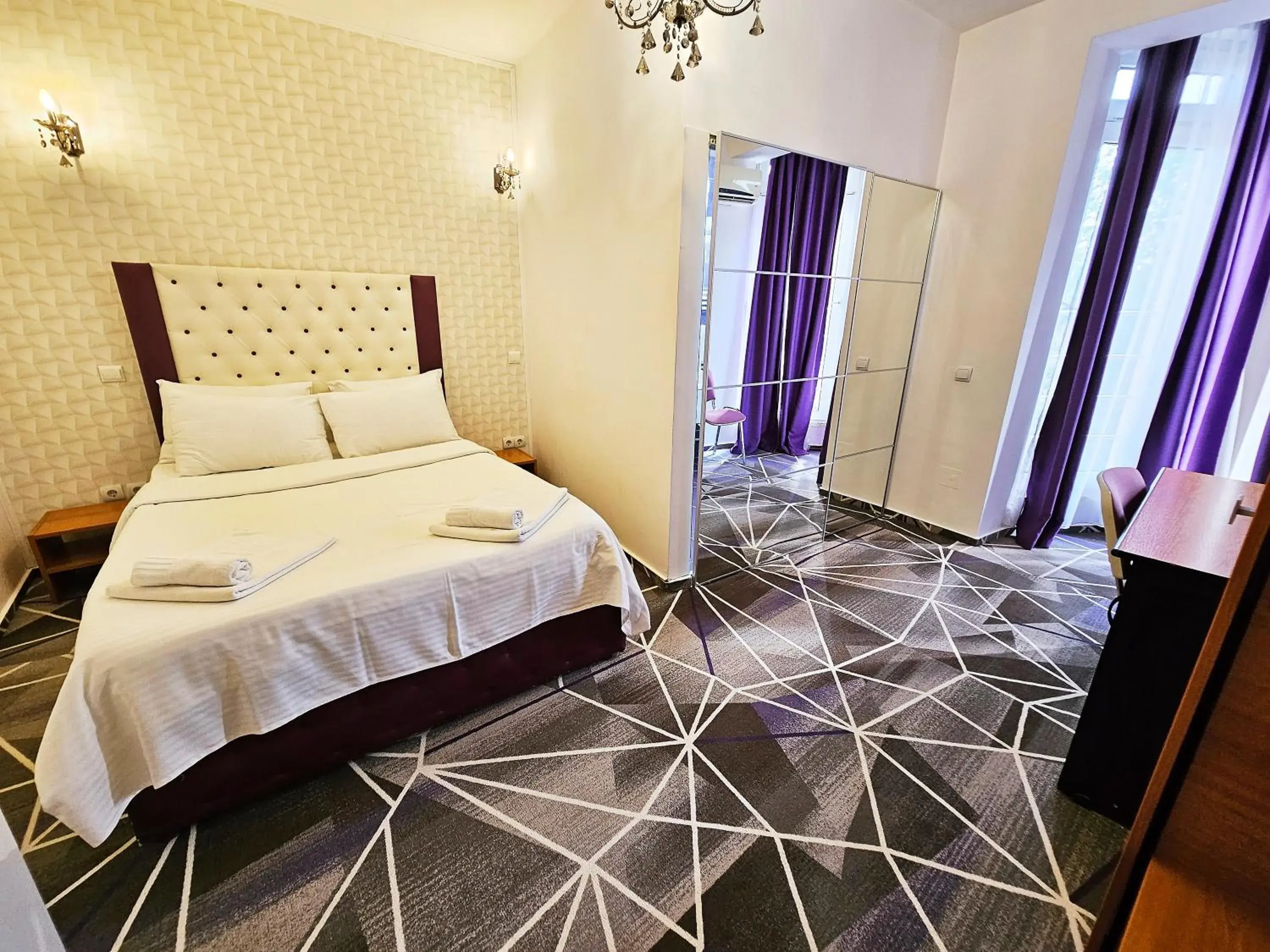 Double Room - single occupancy in Iris SMART Boutique Self Check-in 24h Double Room - single occupancy in Iris SMART Boutique Self Check-in 24h