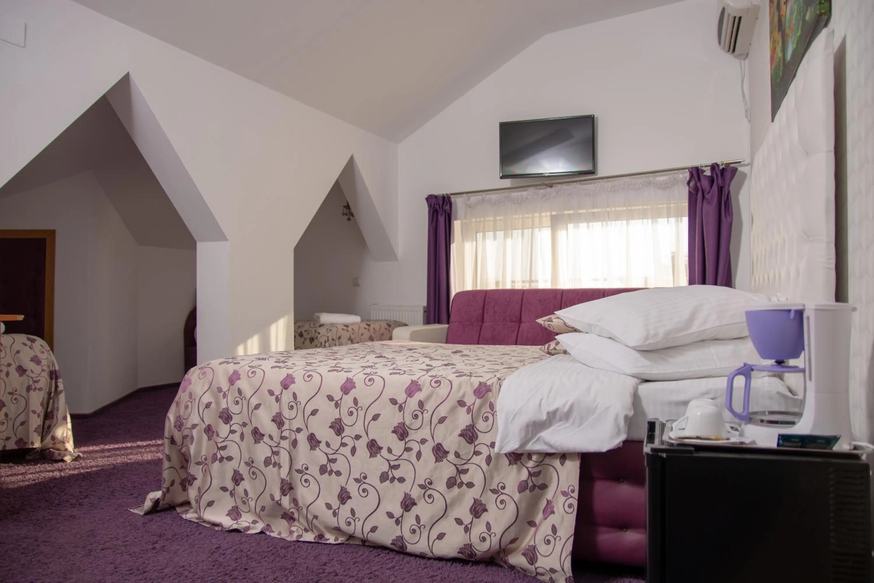 Photo of the whole room, Bed in Iris SMART Boutique Self Check-in 24h