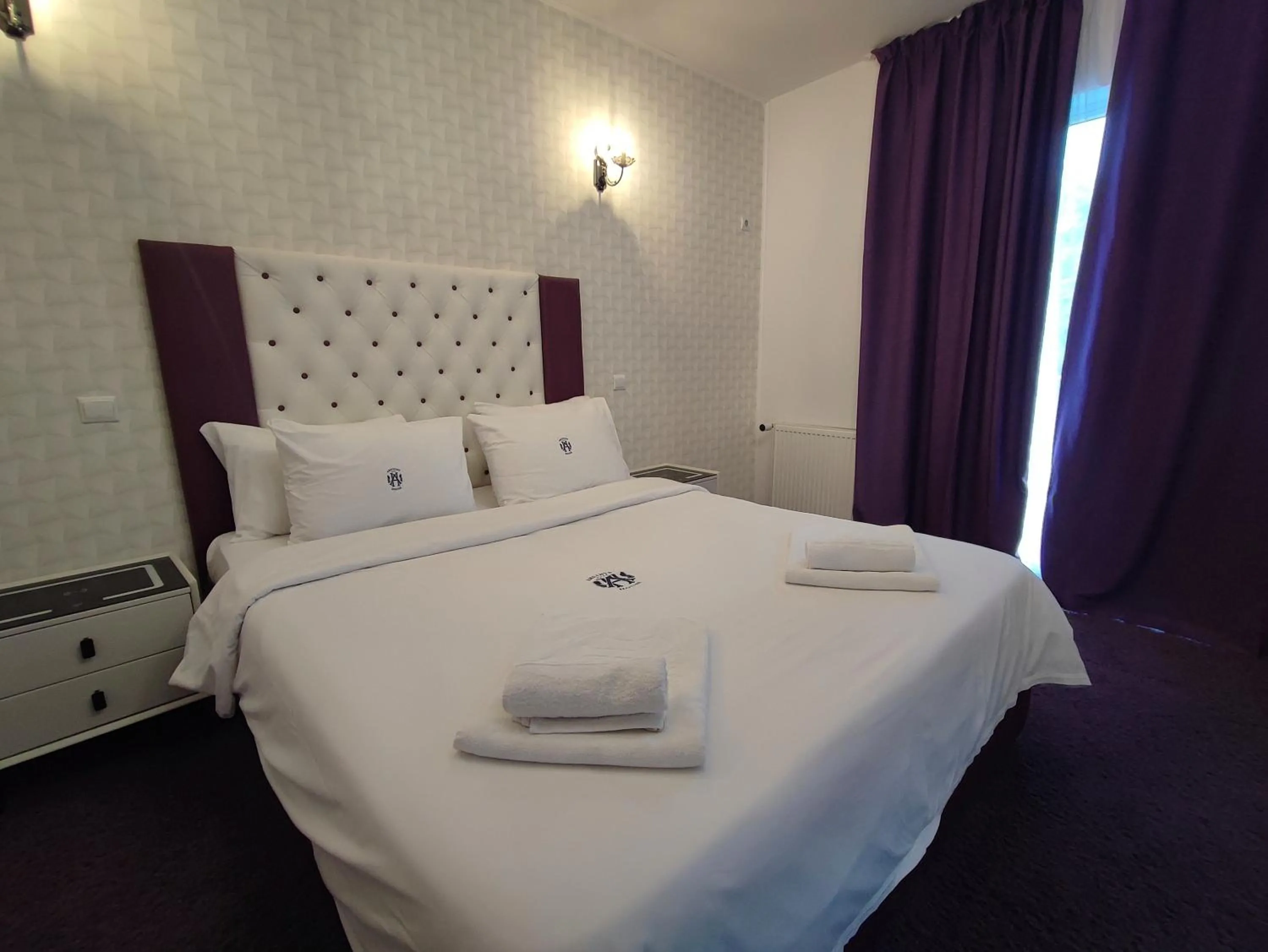 Photo of the whole room, Bed in Iris SMART Boutique Self Check-in 24h