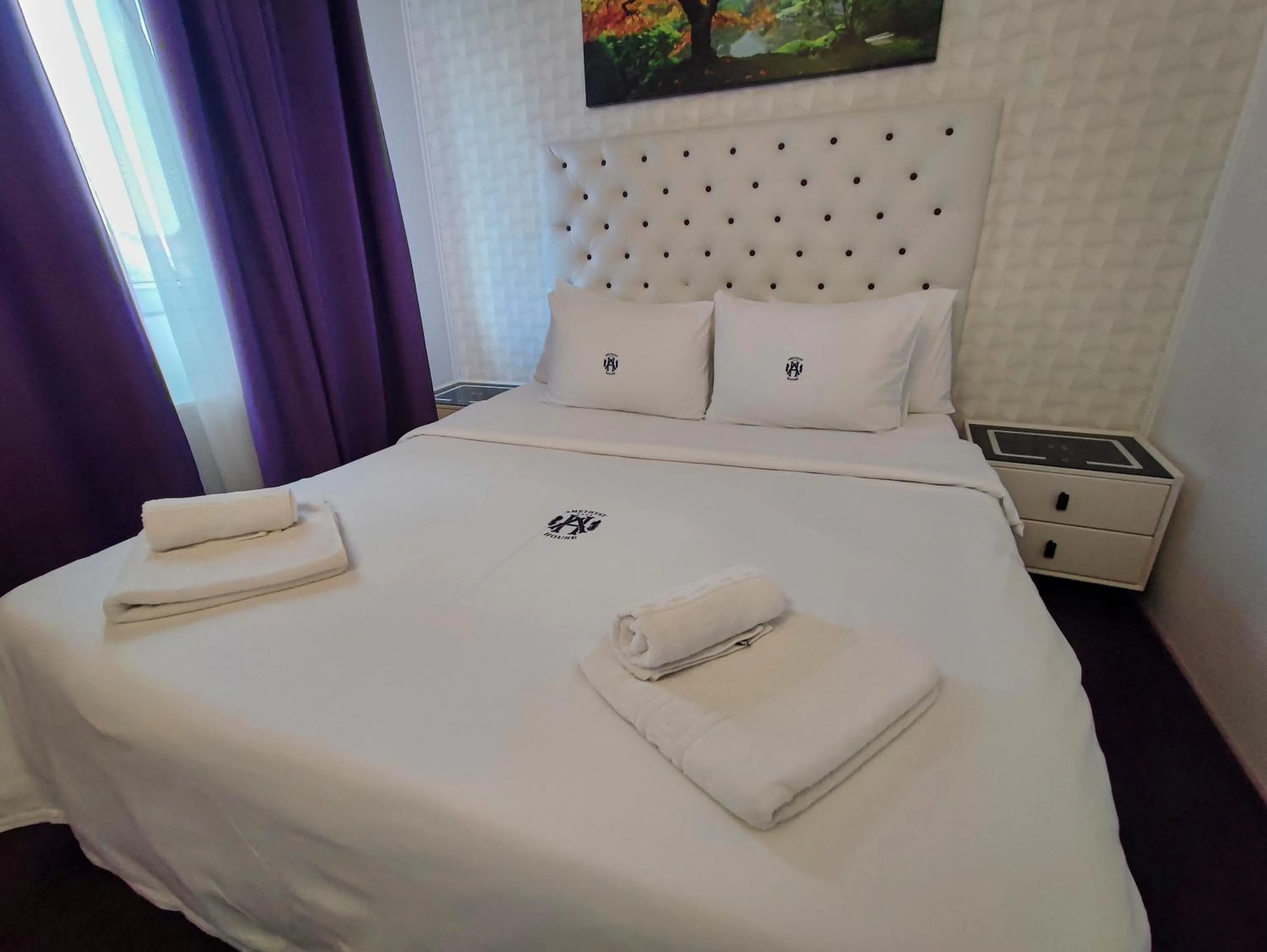 Photo of the whole room, Bed in Iris SMART Boutique Self Check-in 24h