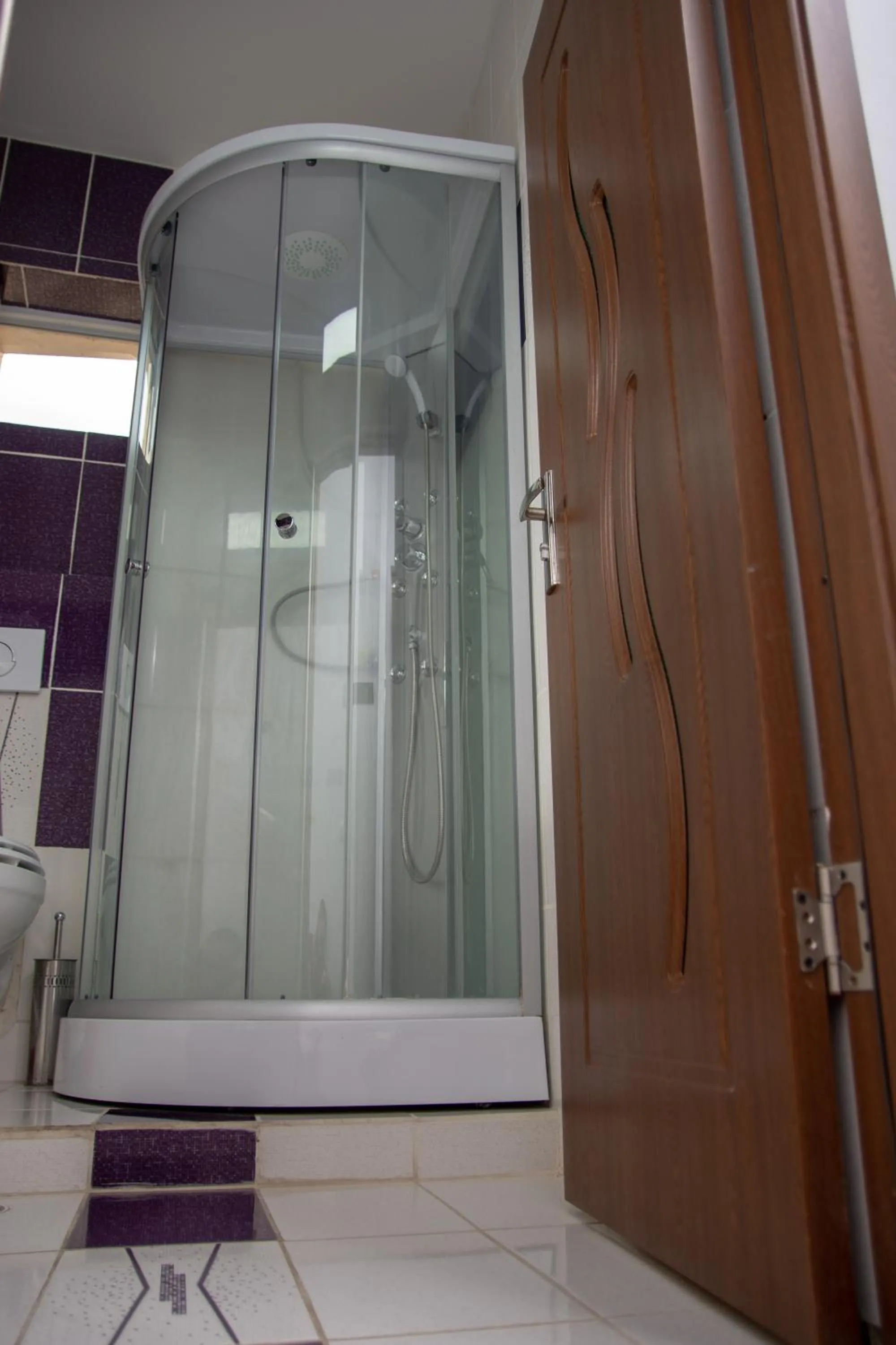 Shower in Iris SMART Boutique Self Check-in 24h