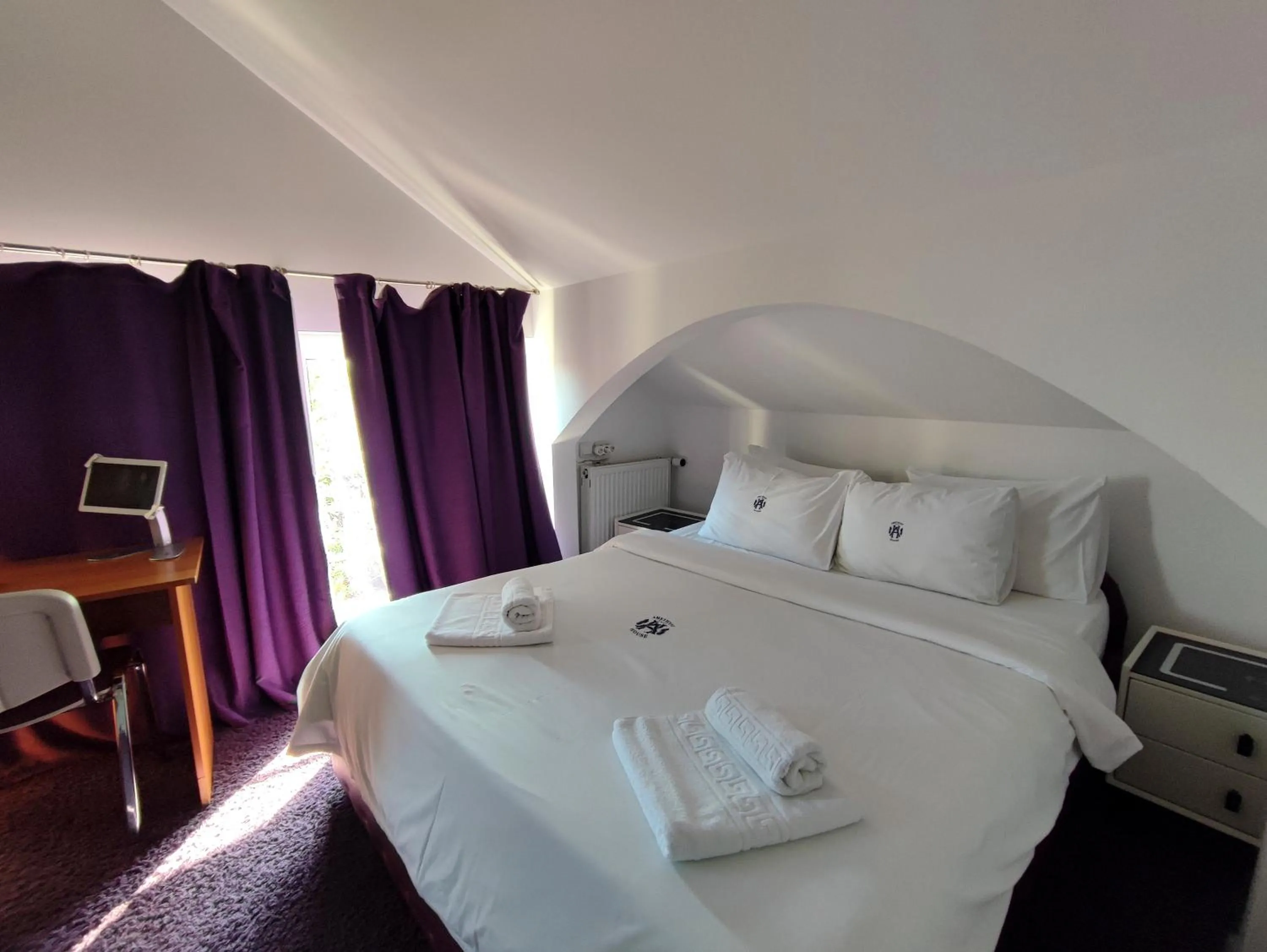 Photo of the whole room, Bed in Iris SMART Boutique Self Check-in 24h