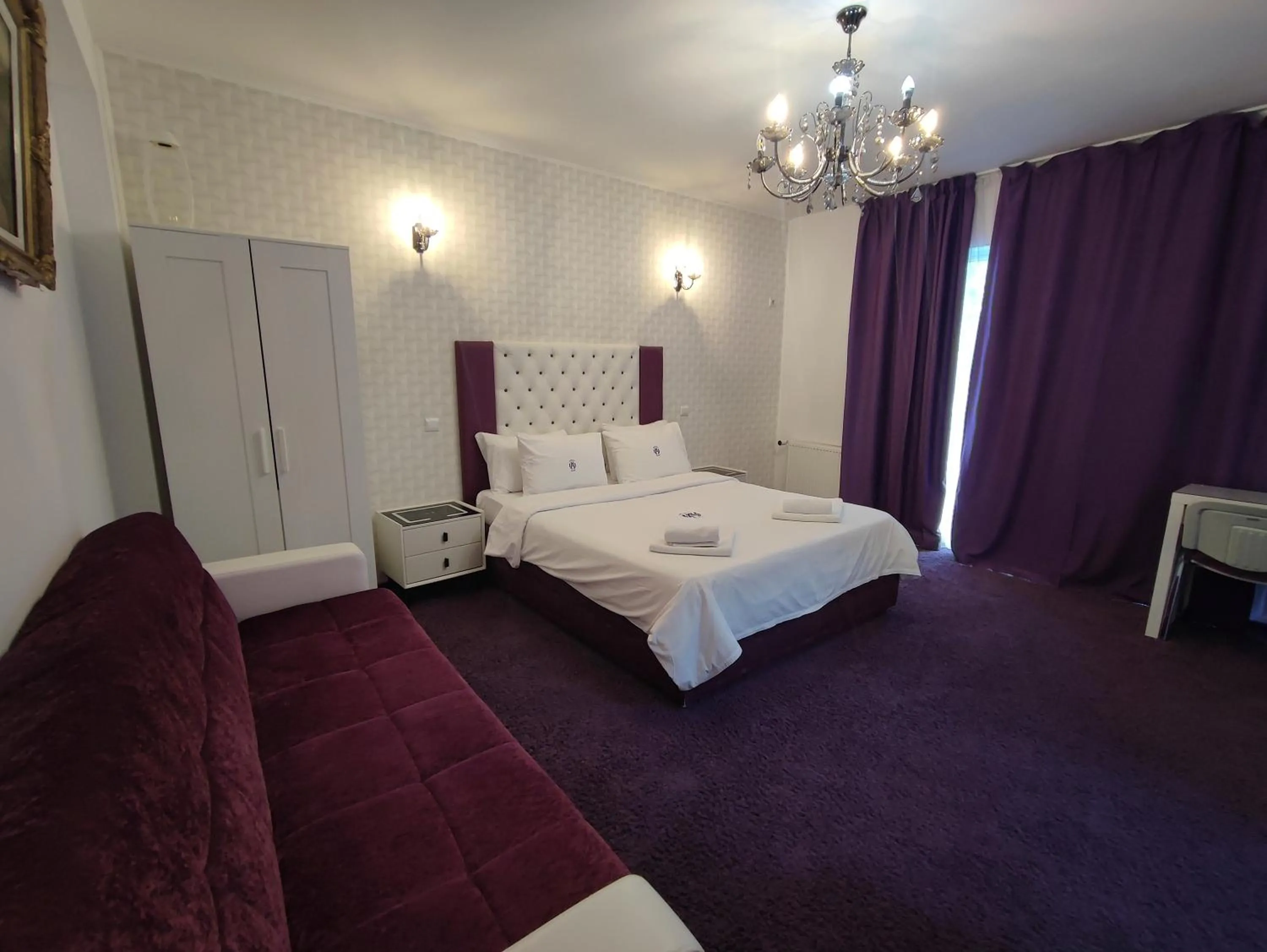 Photo of the whole room, Bed in Iris SMART Boutique Self Check-in 24h