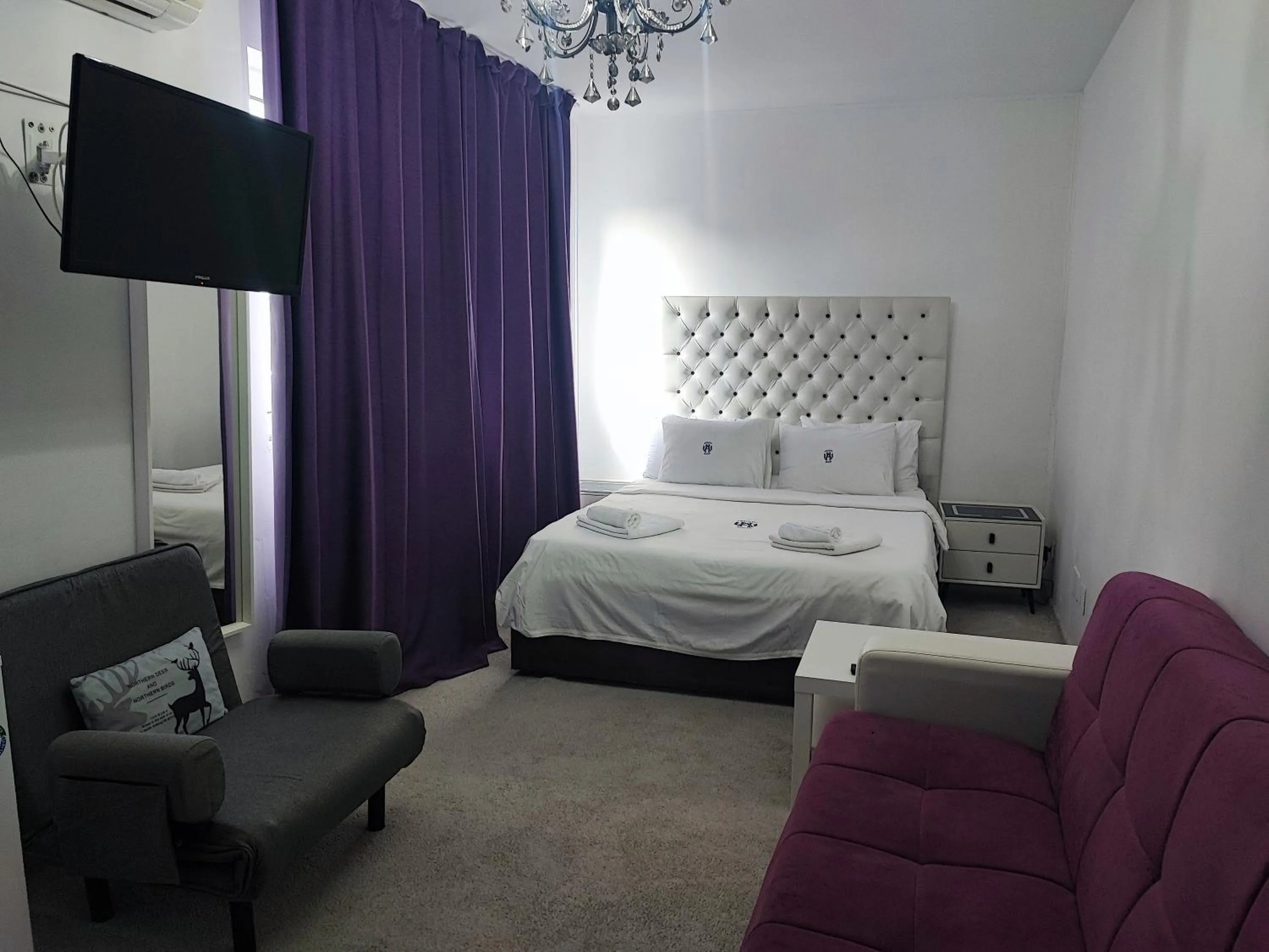 Photo of the whole room, Bed in Iris SMART Boutique Self Check-in 24h