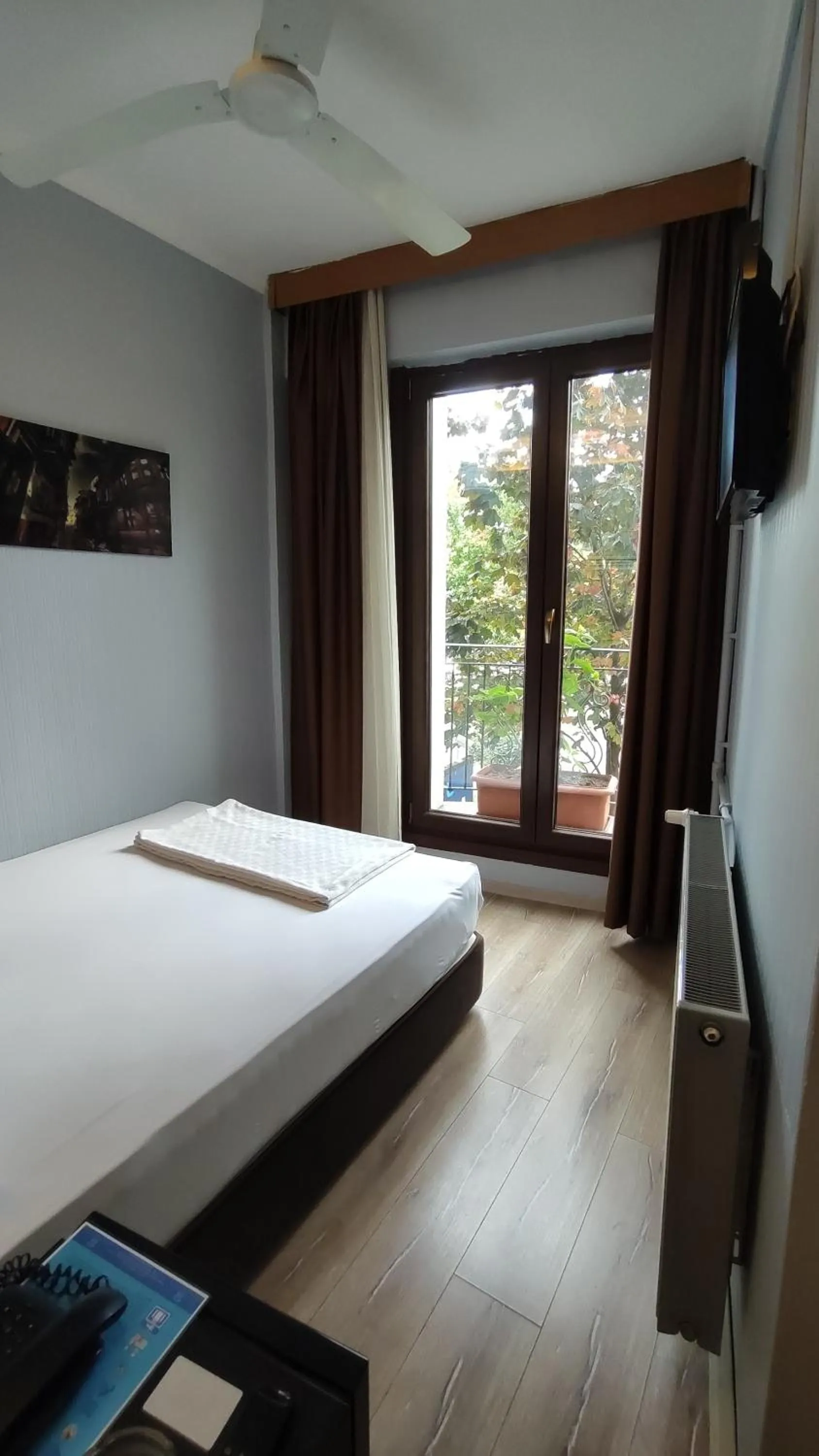 Bed in Hotel Torun Istanbul Old City