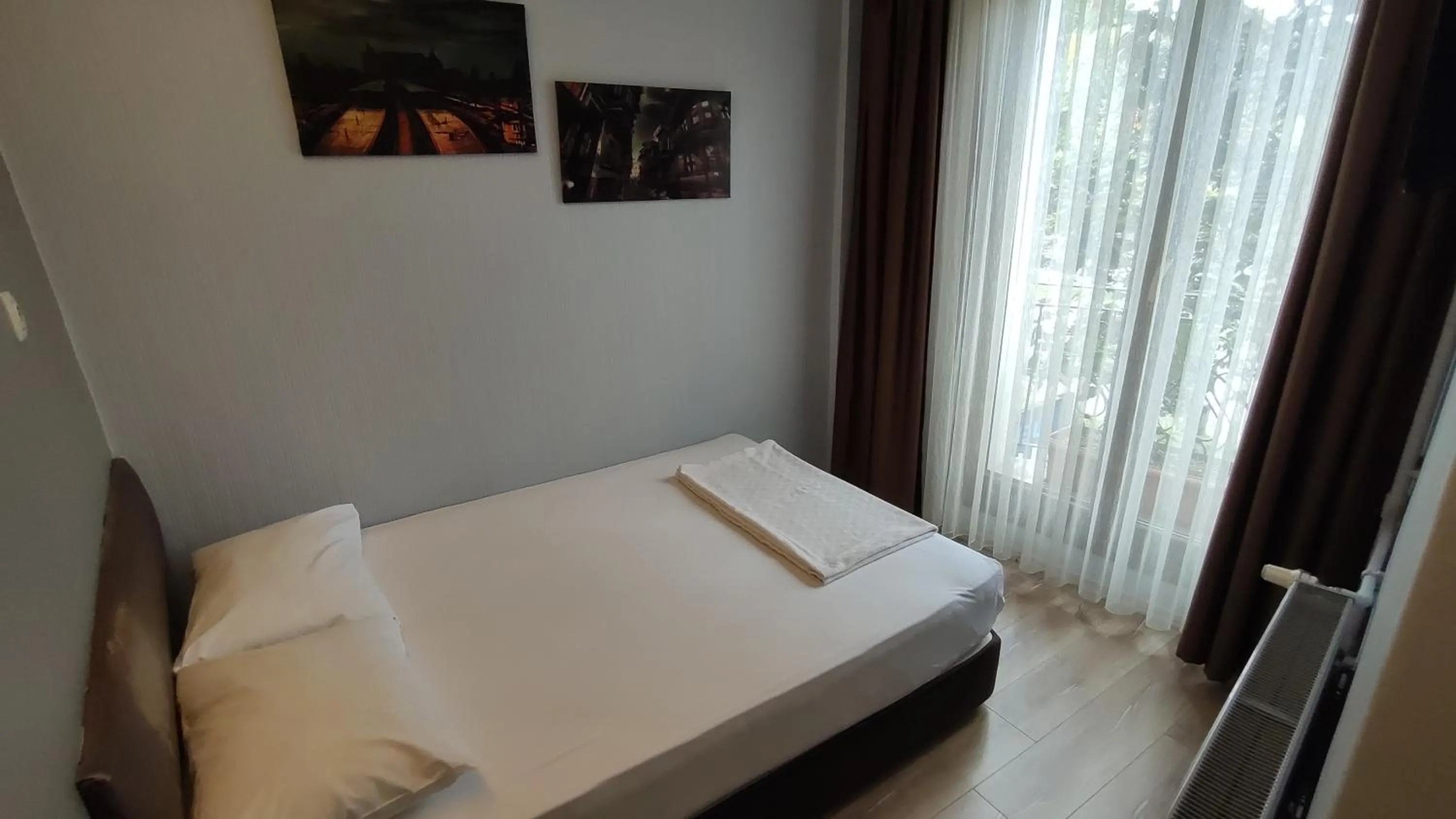 Bed in Hotel Torun Istanbul Old City