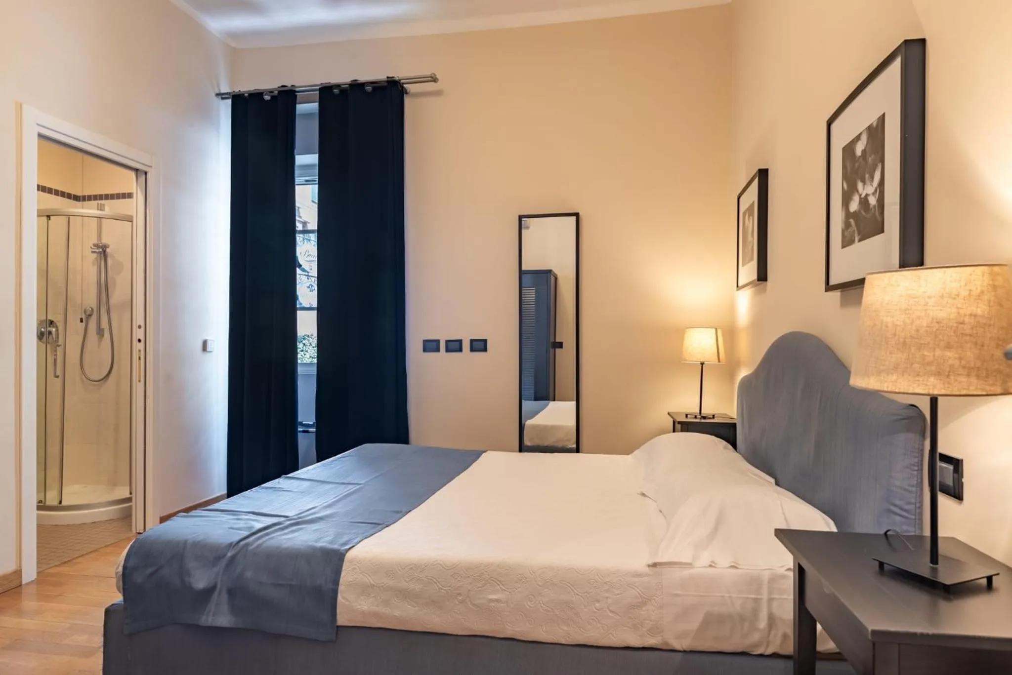 Bedroom, Bed in Hotel De La Plage