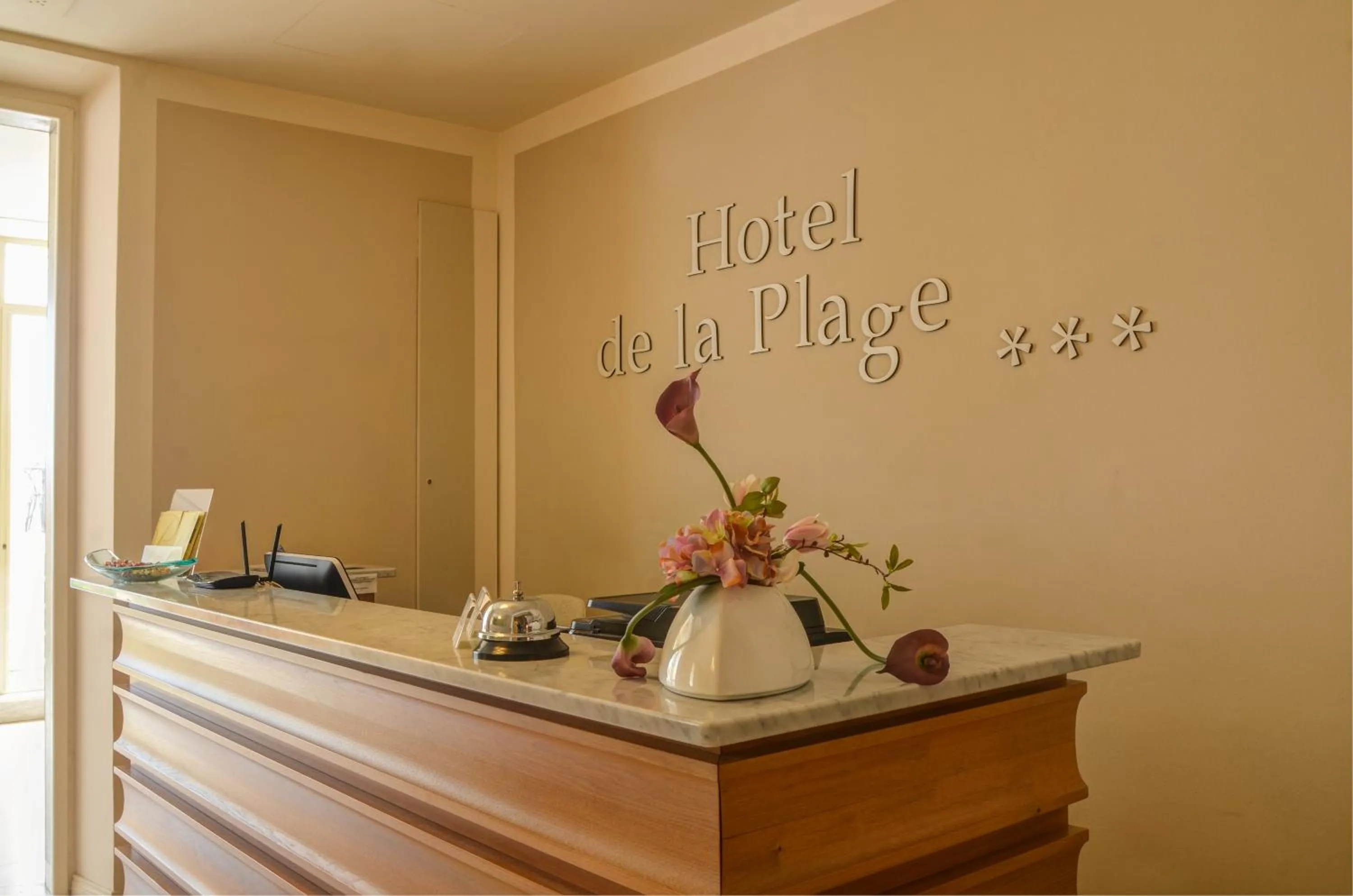 Lobby or reception in Hotel De La Plage