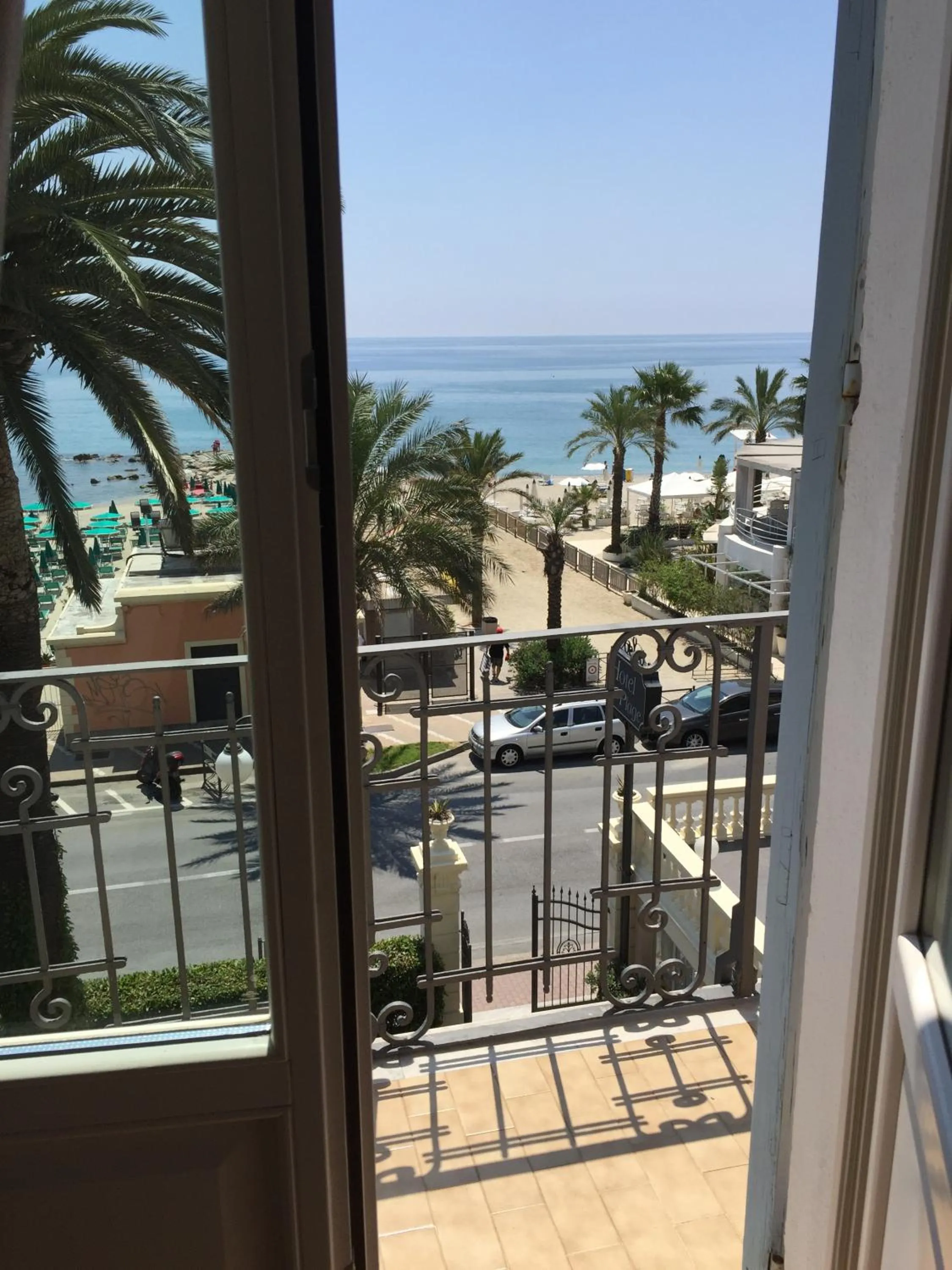 Sea view in Hotel De La Plage