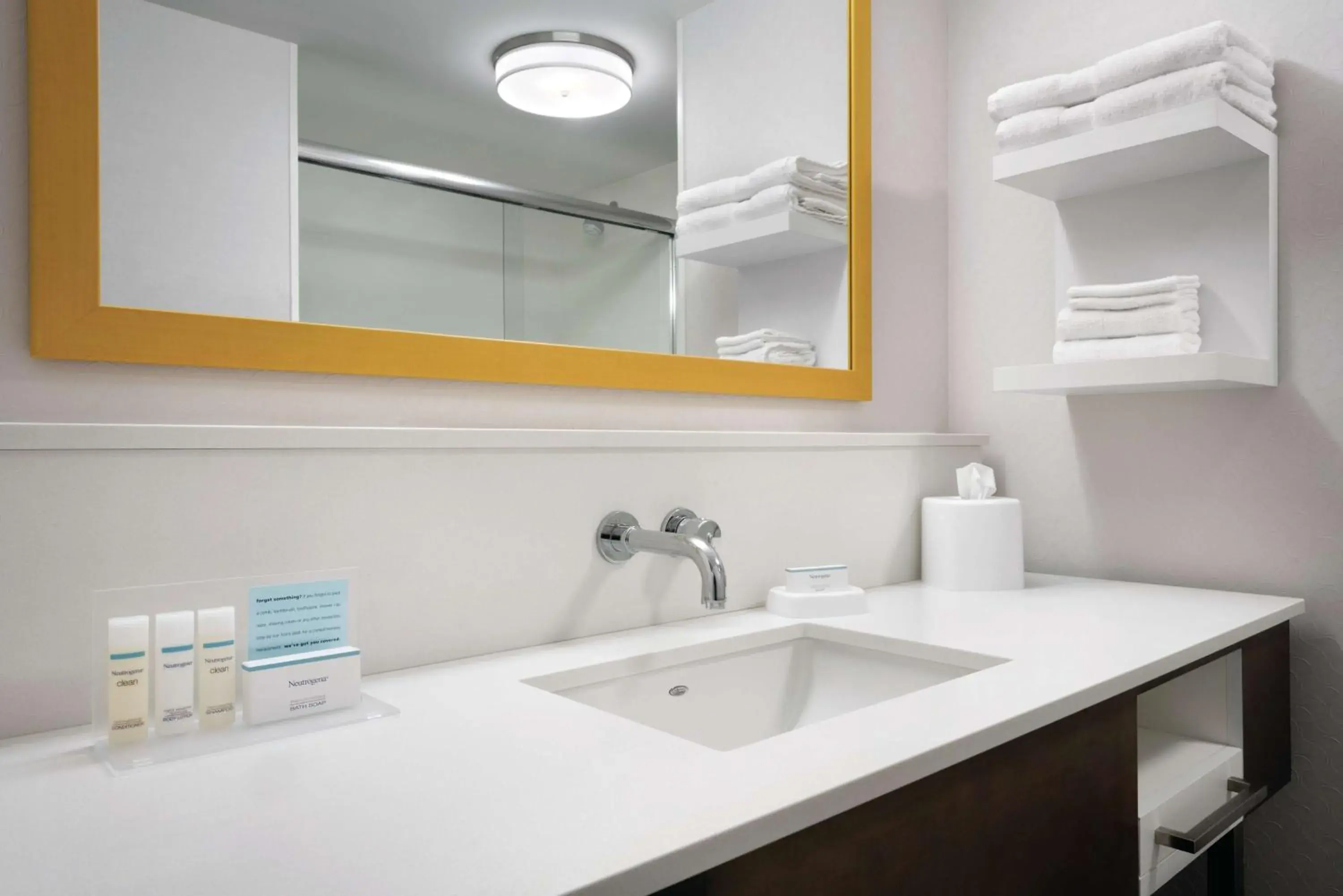 Bathroom in Hampton Inn Champaign Southwest Bathroom in Hampton Inn Champaign Southwest