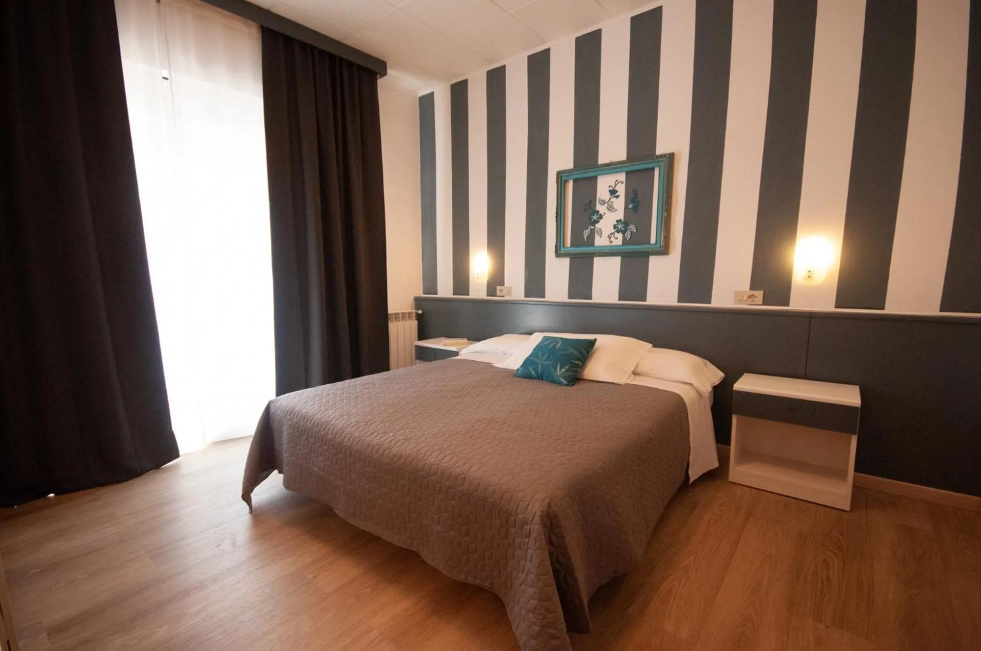 Bed in Hotel Crystal