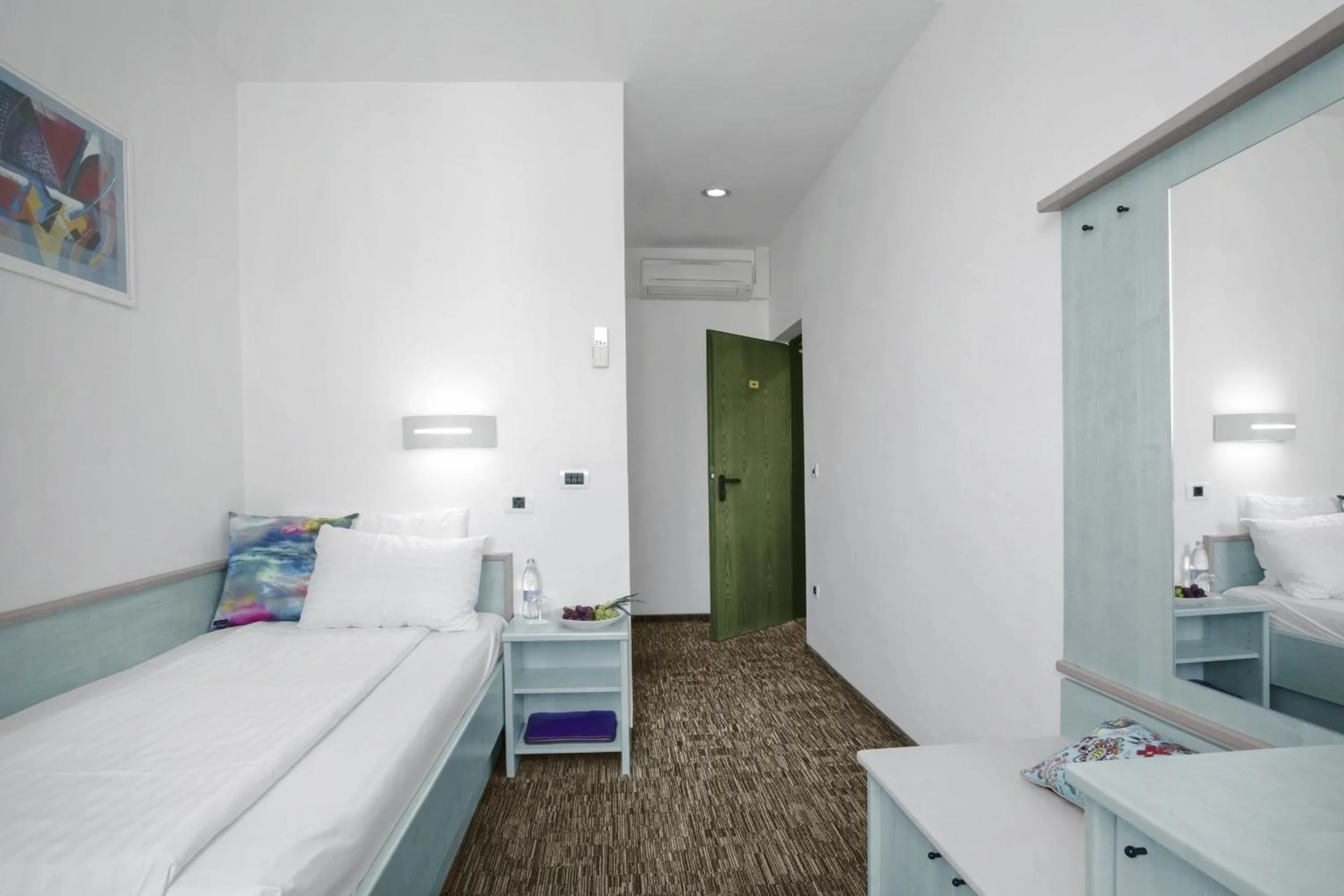 Single Room in Lipa, Hotel & Bistro