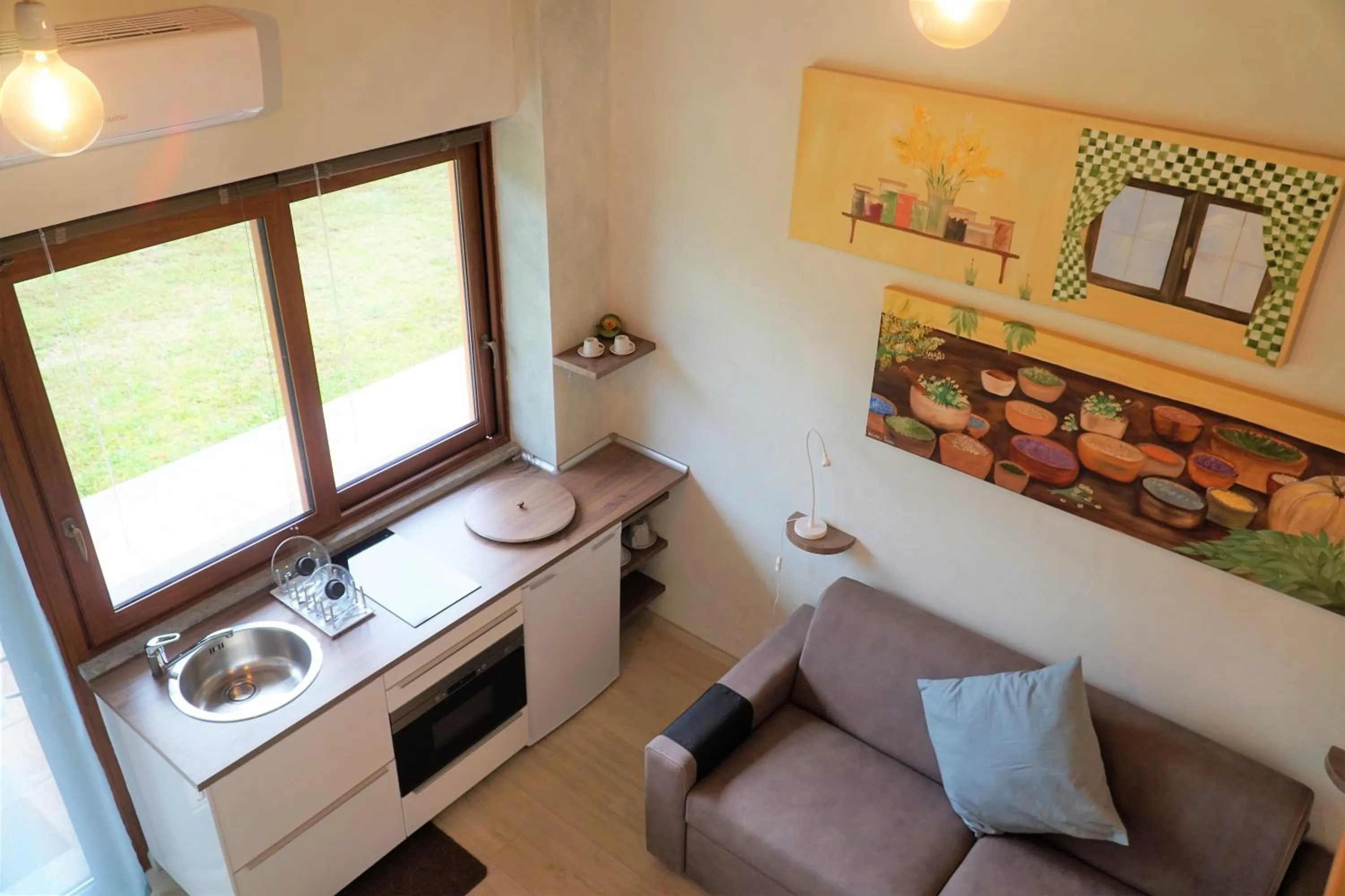 Double Room with Garden View and Swimming Pool Access - single occupancy in Villa Giuseppe Bernabei Guest House